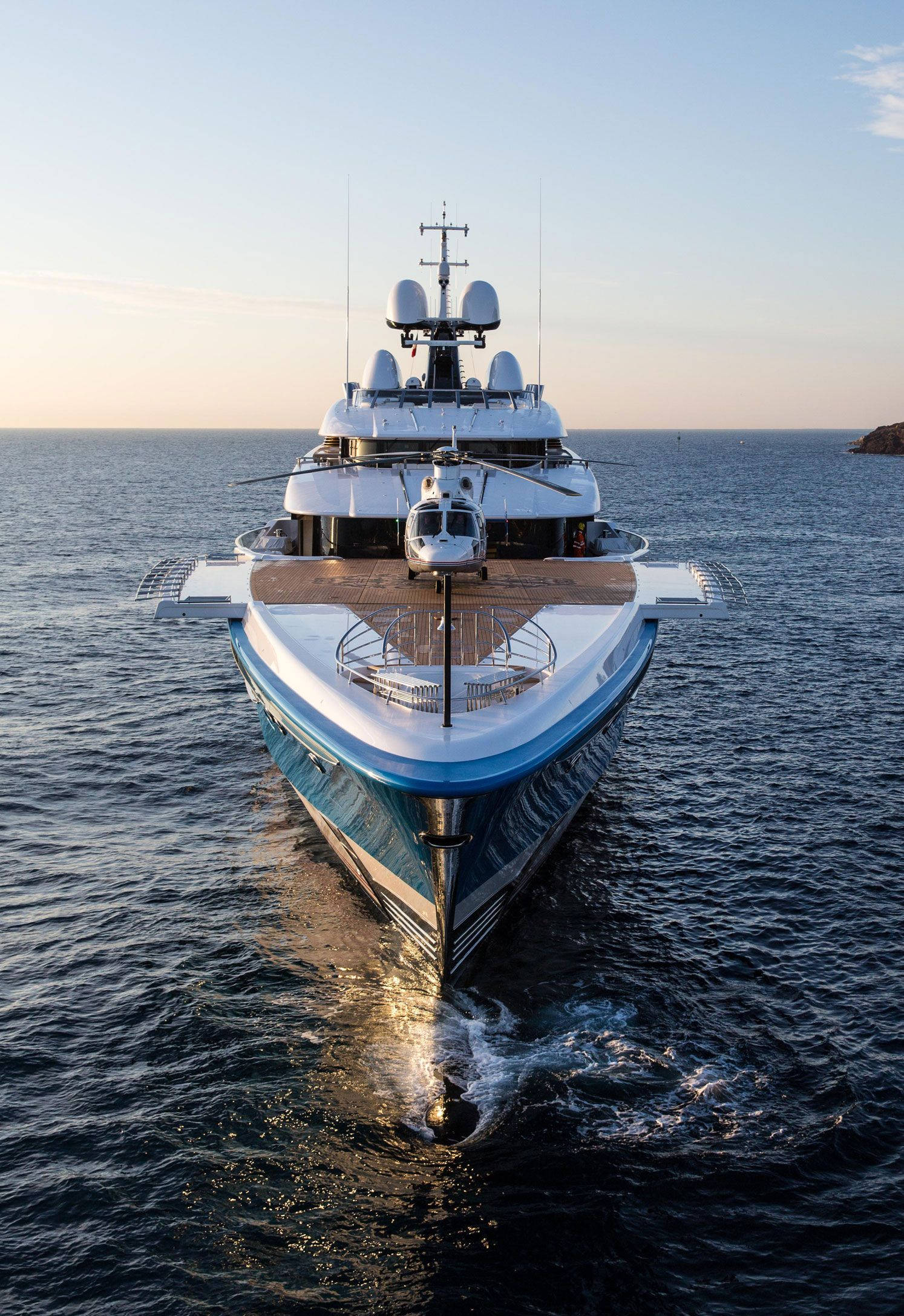 helicopter deck, luxurious yacht, calm blue waters, Full HD Phone Wallpaper