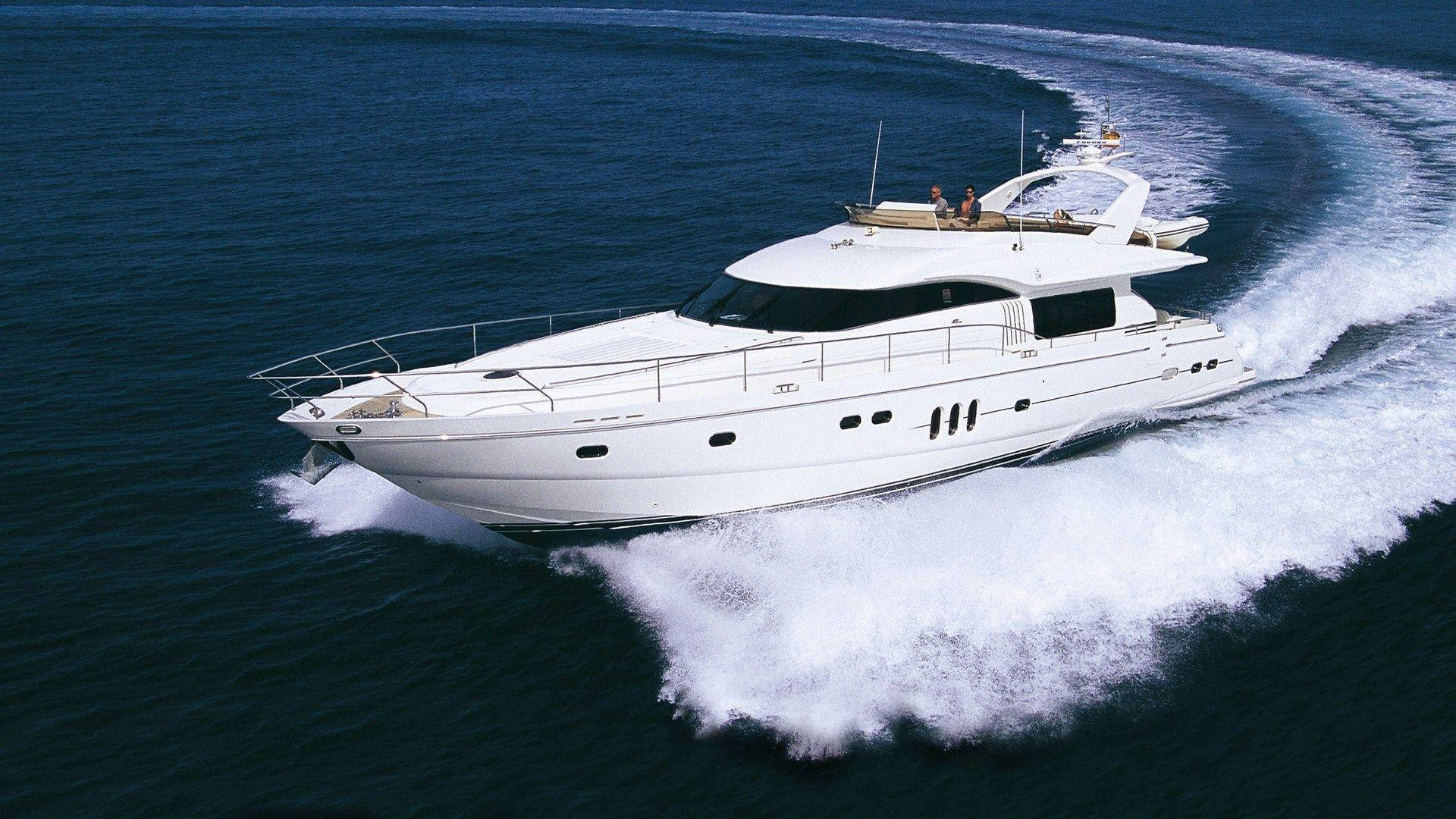 Yacht Water Track, sleek white luxury yacht, deep blue ocean water, Full HD Desktop Wallpaper