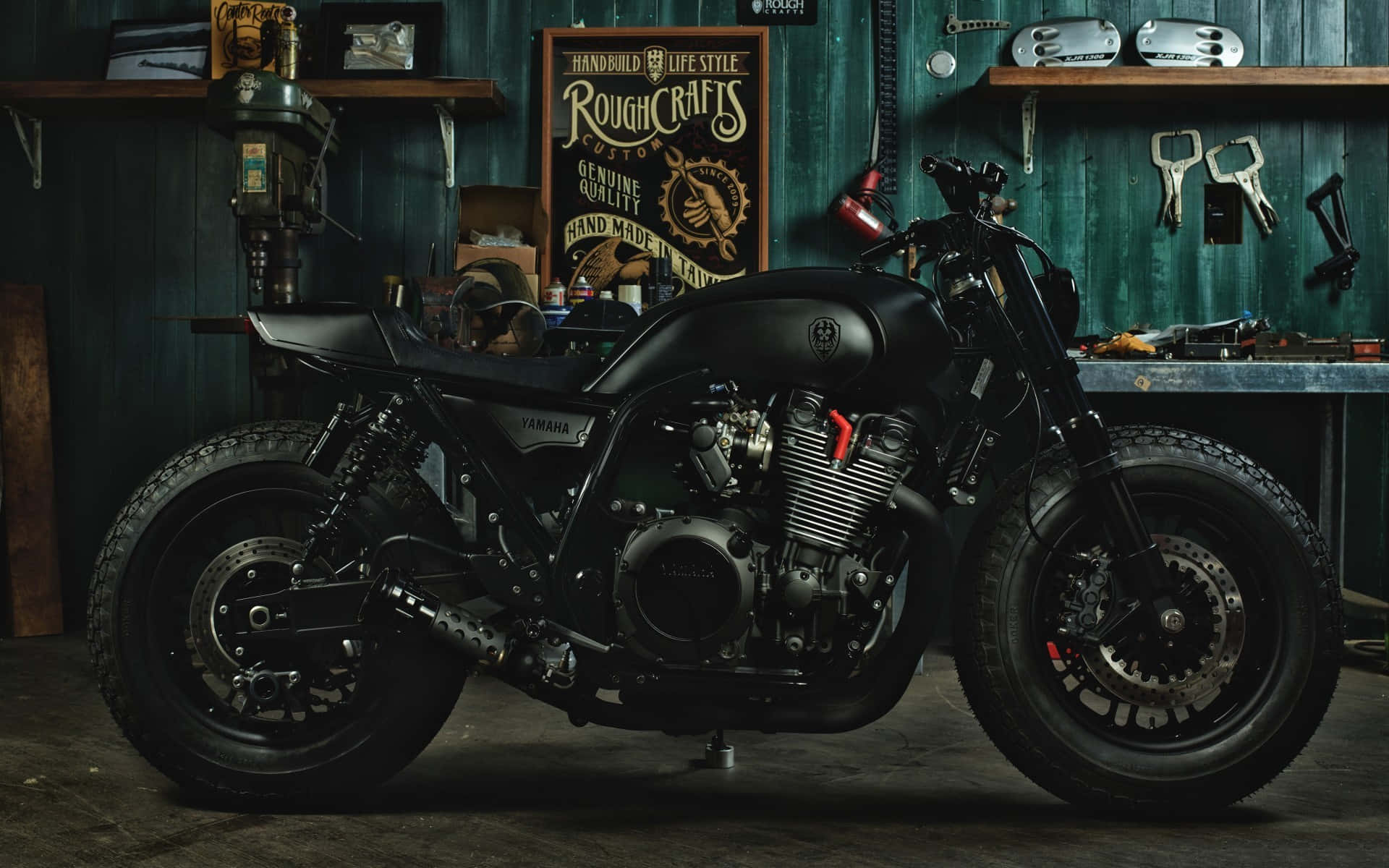Yamaha, matte black, cluttered workshop, Full HD Desktop Wallpaper