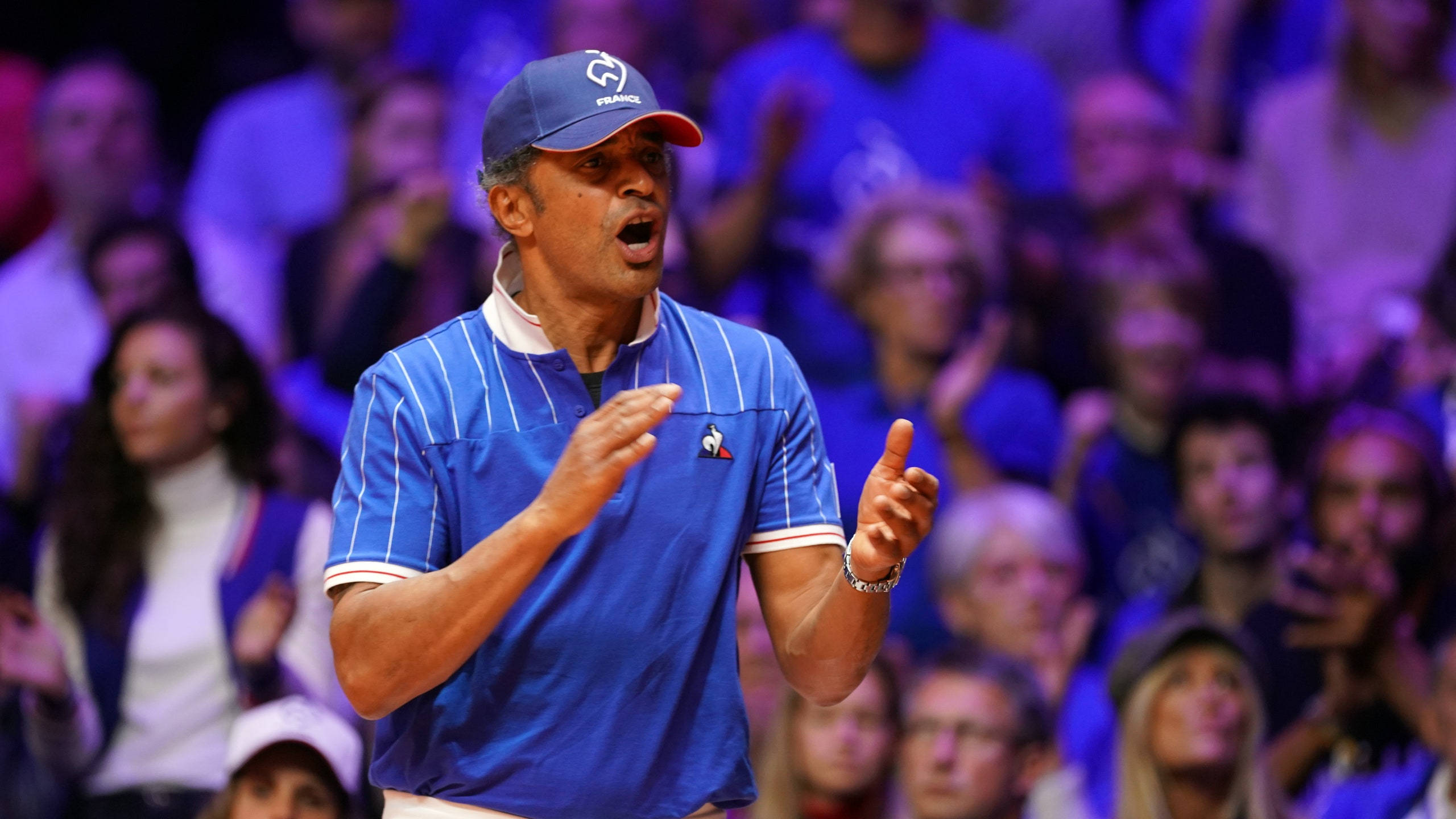 Yannick Noah, blue striped polo, cap, 2K Desktop Wallpaper