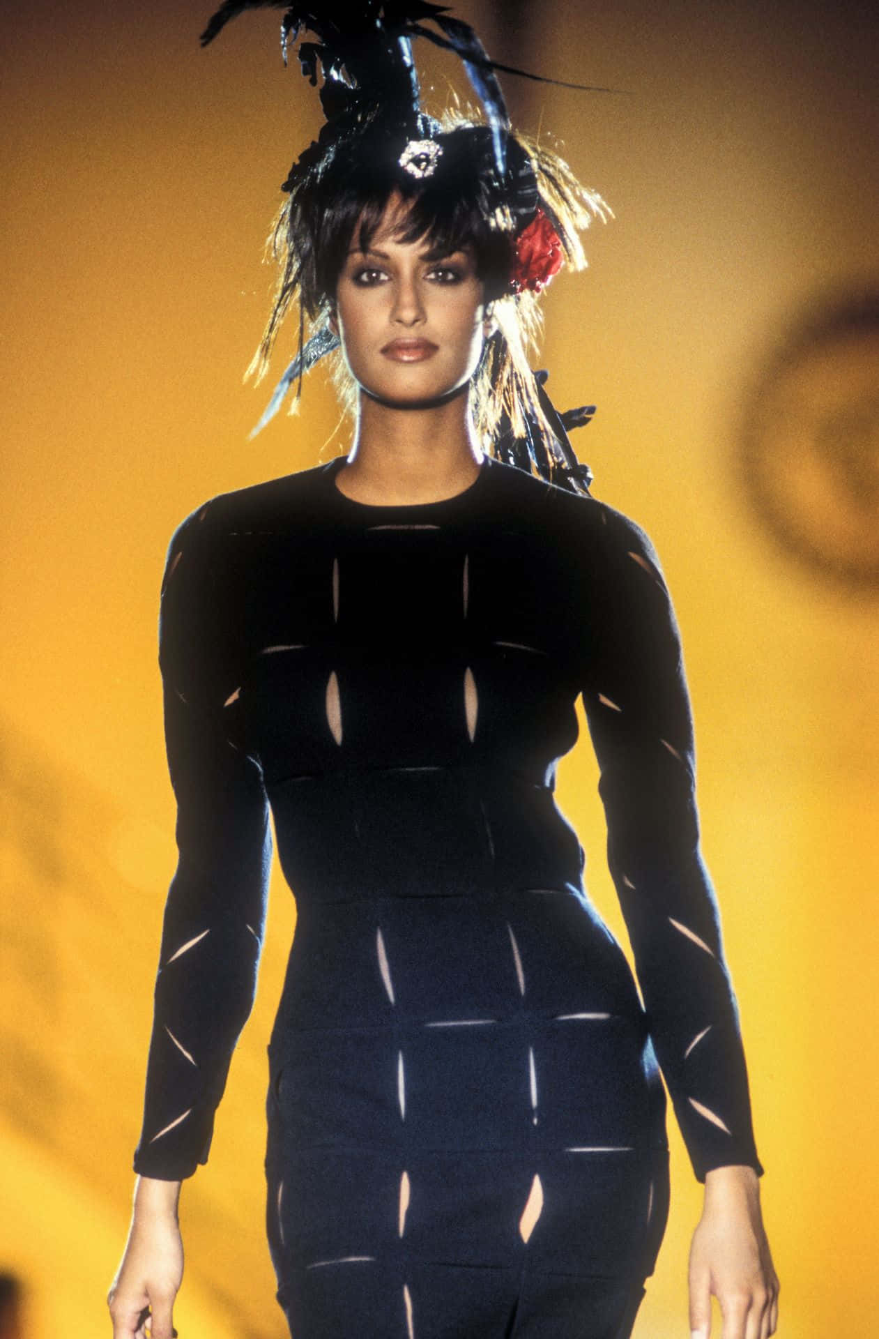 Yasmeen Ghauri, black cut-out dress, dramatic feathered headpiece, Full HD Phone Wallpaper