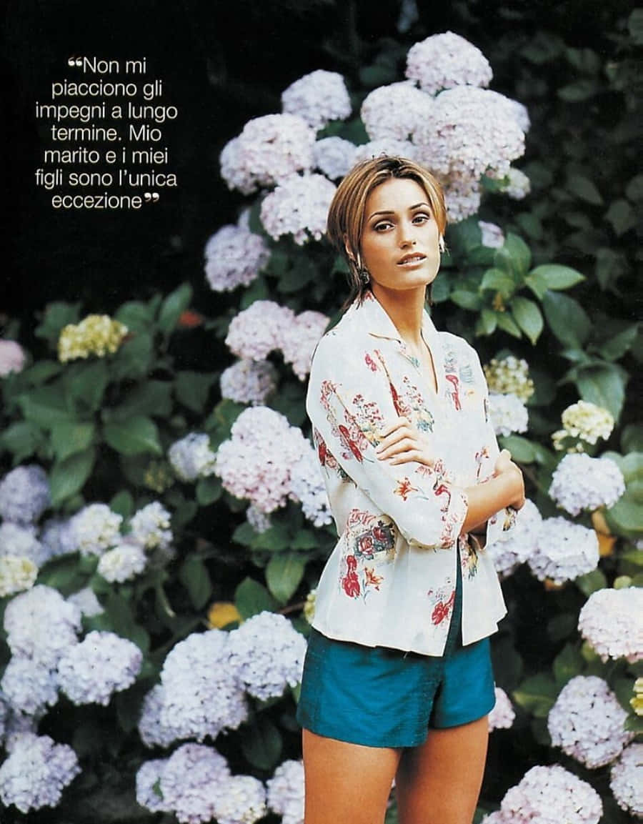Yasmin Le Bon, floral blouse, teal shorts, SD Phone Wallpaper