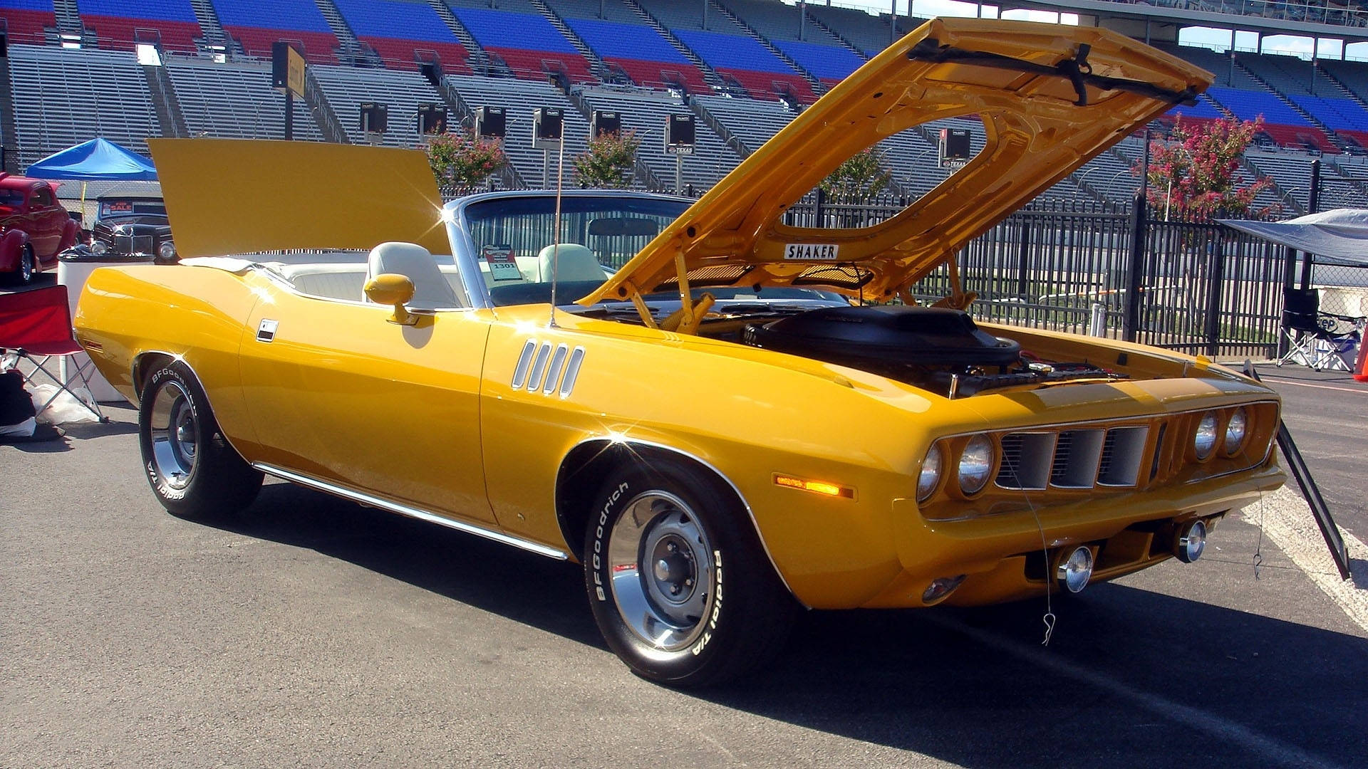 1971 Plymouth Barracuda, yellow convertible, hood open, Full HD Desktop Wallpaper