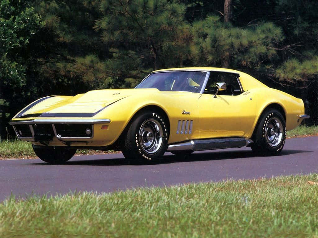 1969 Chevrolet Corvette Stingray, yellow, black racing stripes, SD Desktop Wallpaper