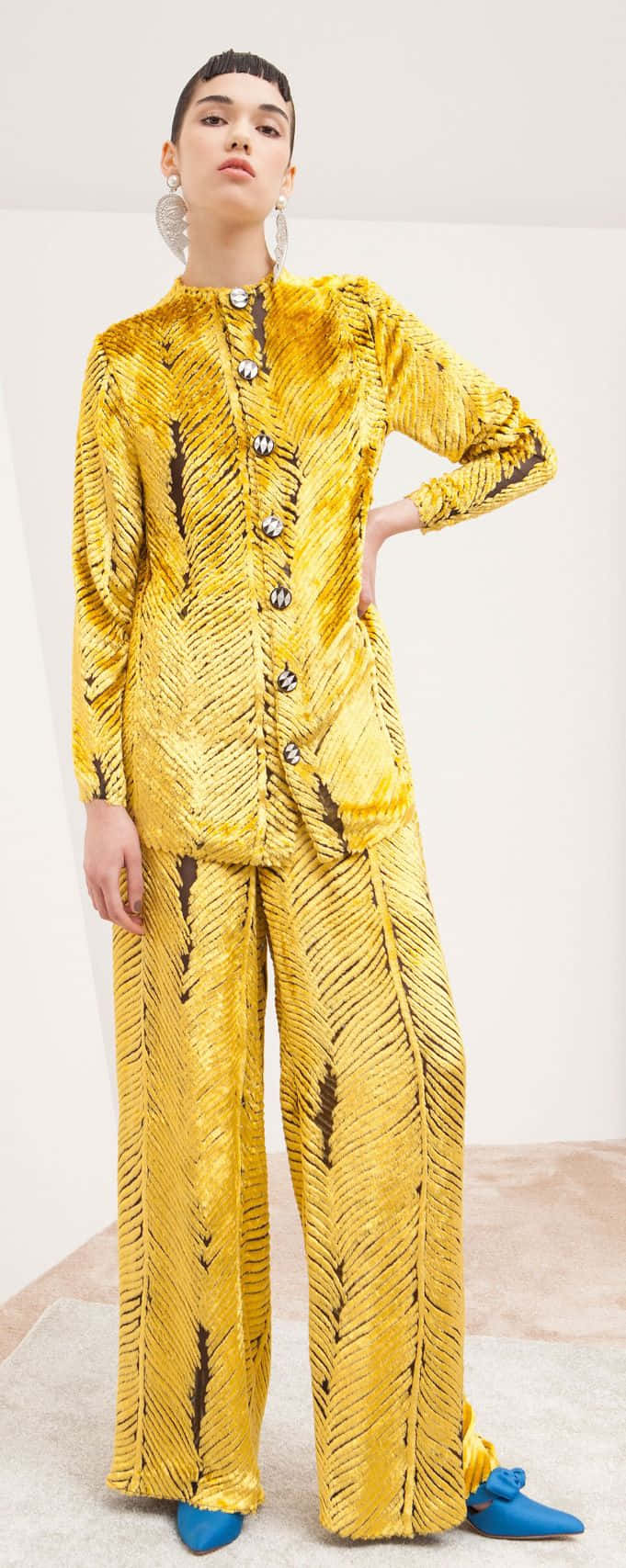 yellow velvet suit, black feather patterns, minimalist white background, HD Phone Wallpaper