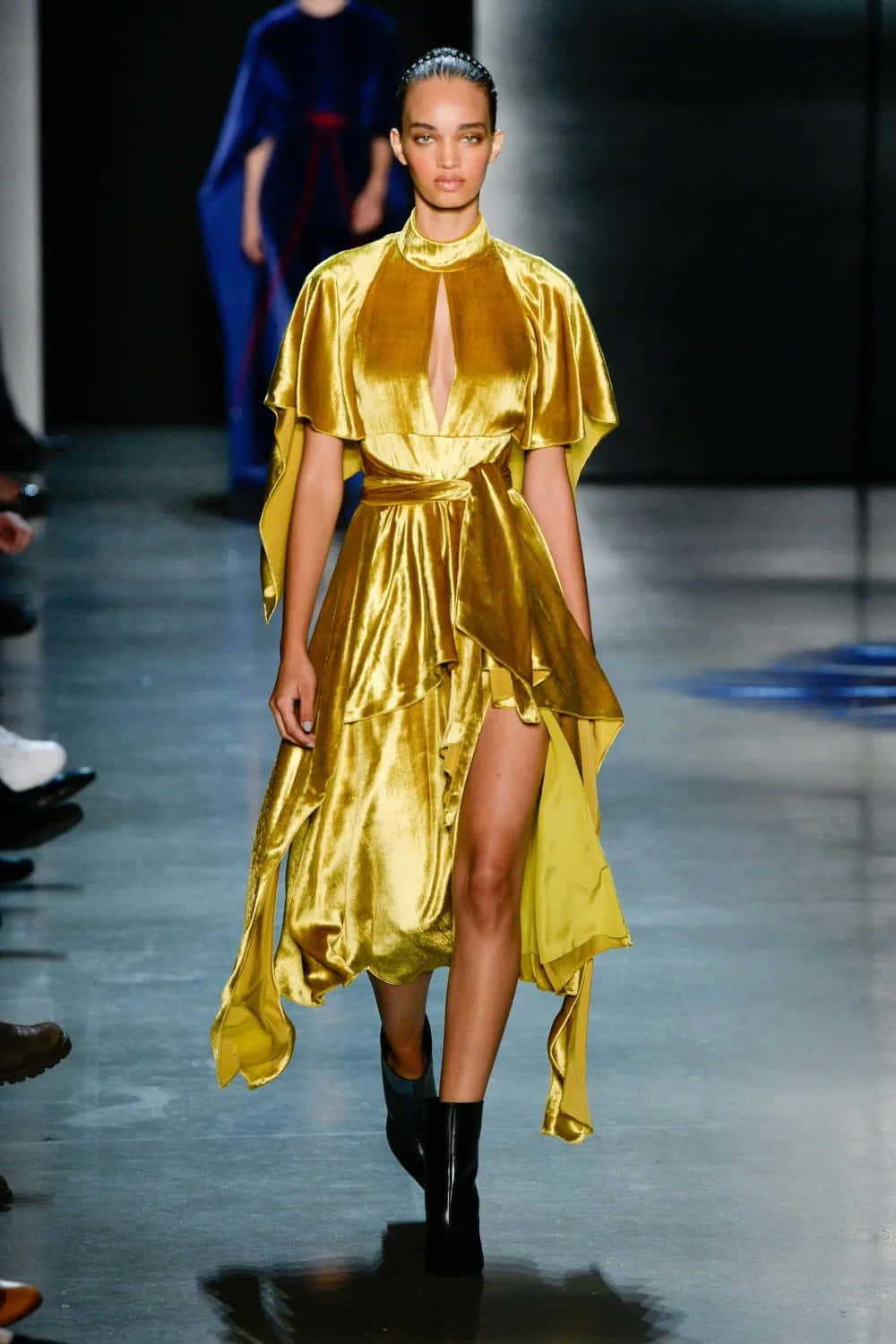 shimmering gold satin dress, high slit, cape sleeves, HD Phone Wallpaper