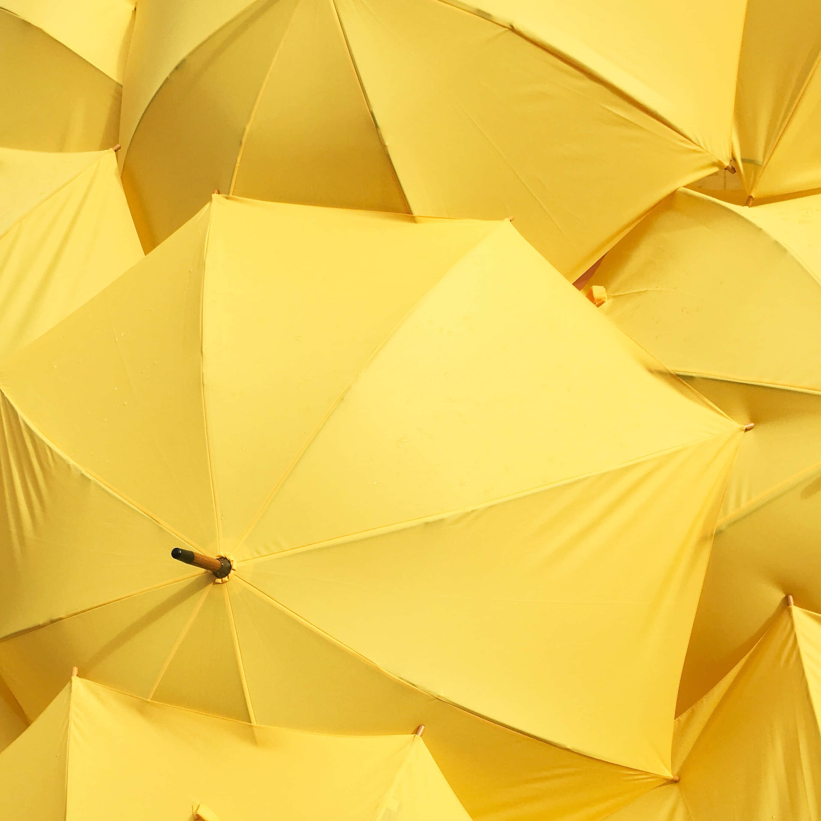 yellow triangle, open yellow umbrellas, abstract pattern, 2K Desktop Wallpaper