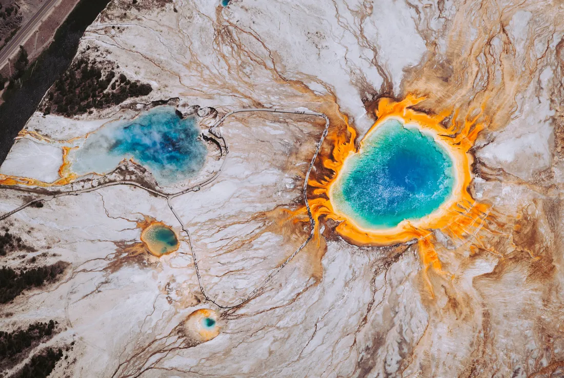 Yellowstone Geysers Wallpapers