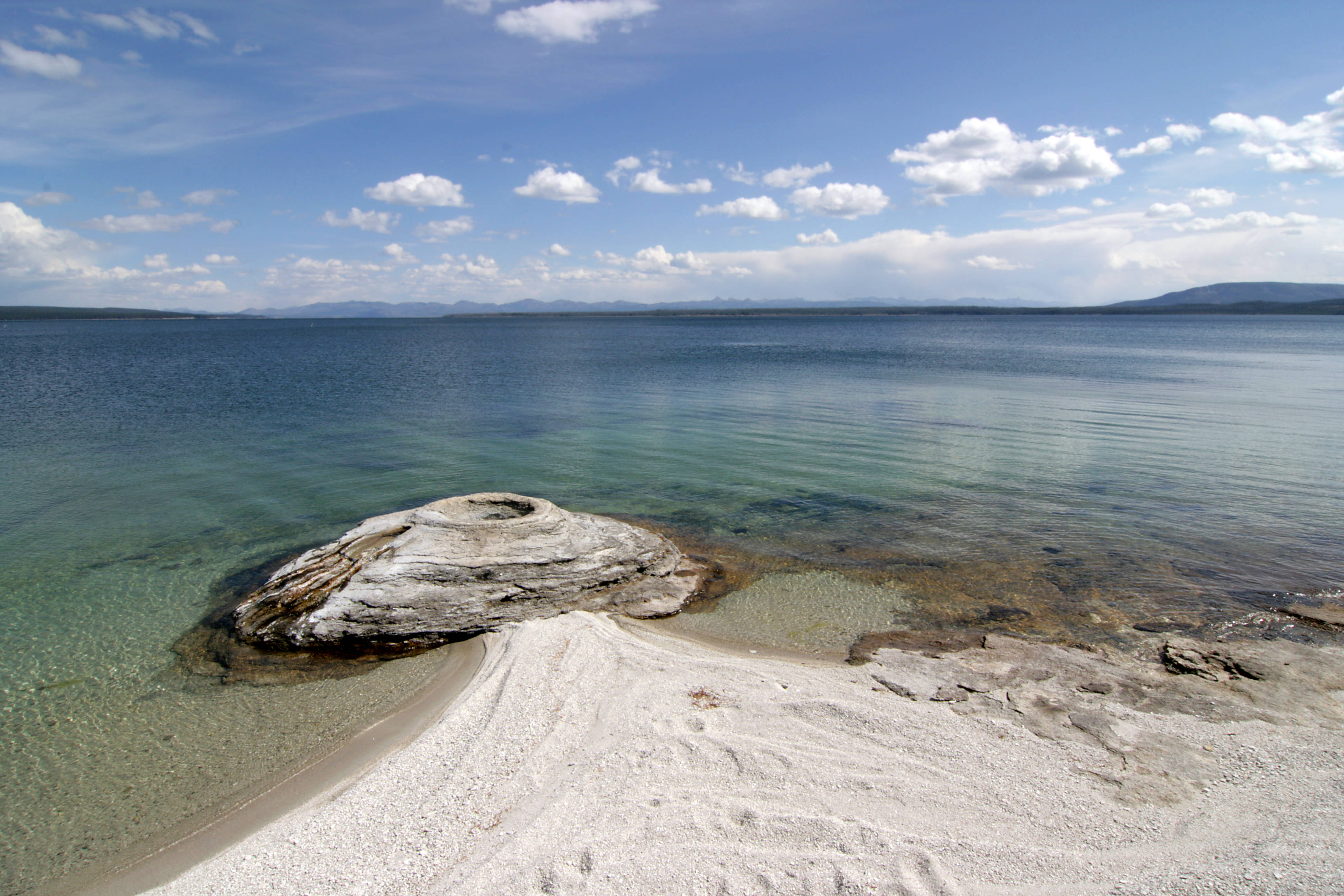 Yellowstone National Park, fishing cone, textured rock formation, 4K Desktop Wallpaper