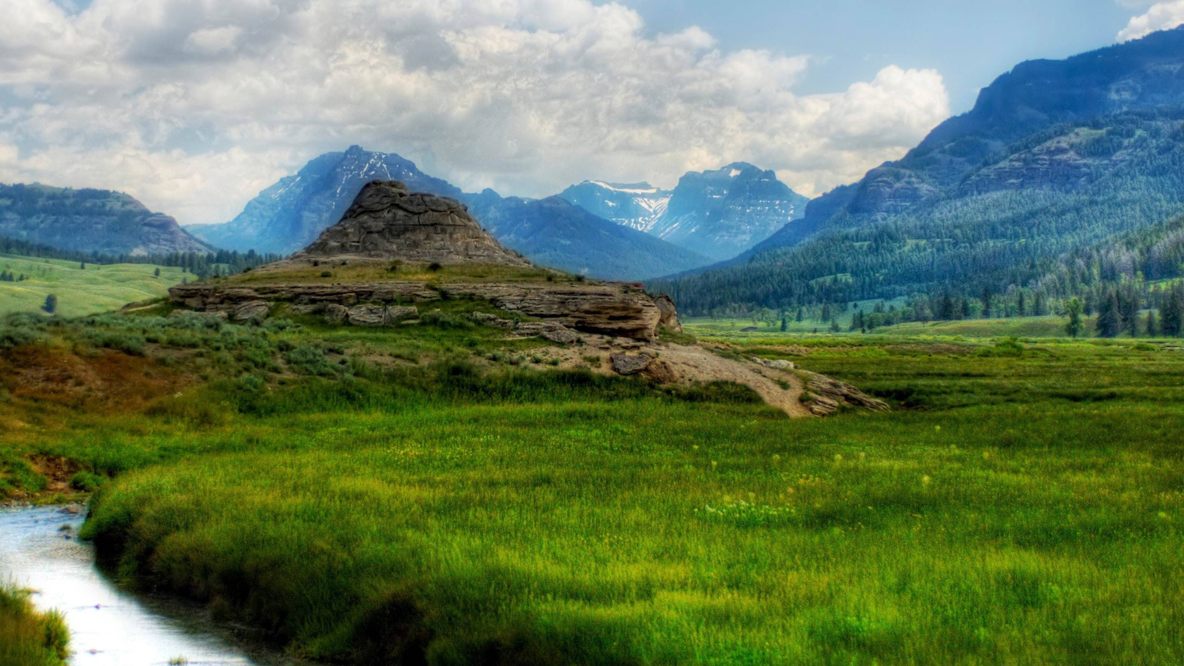 Yellowstone National Park, creek, mountain valley, 4K Desktop Wallpaper