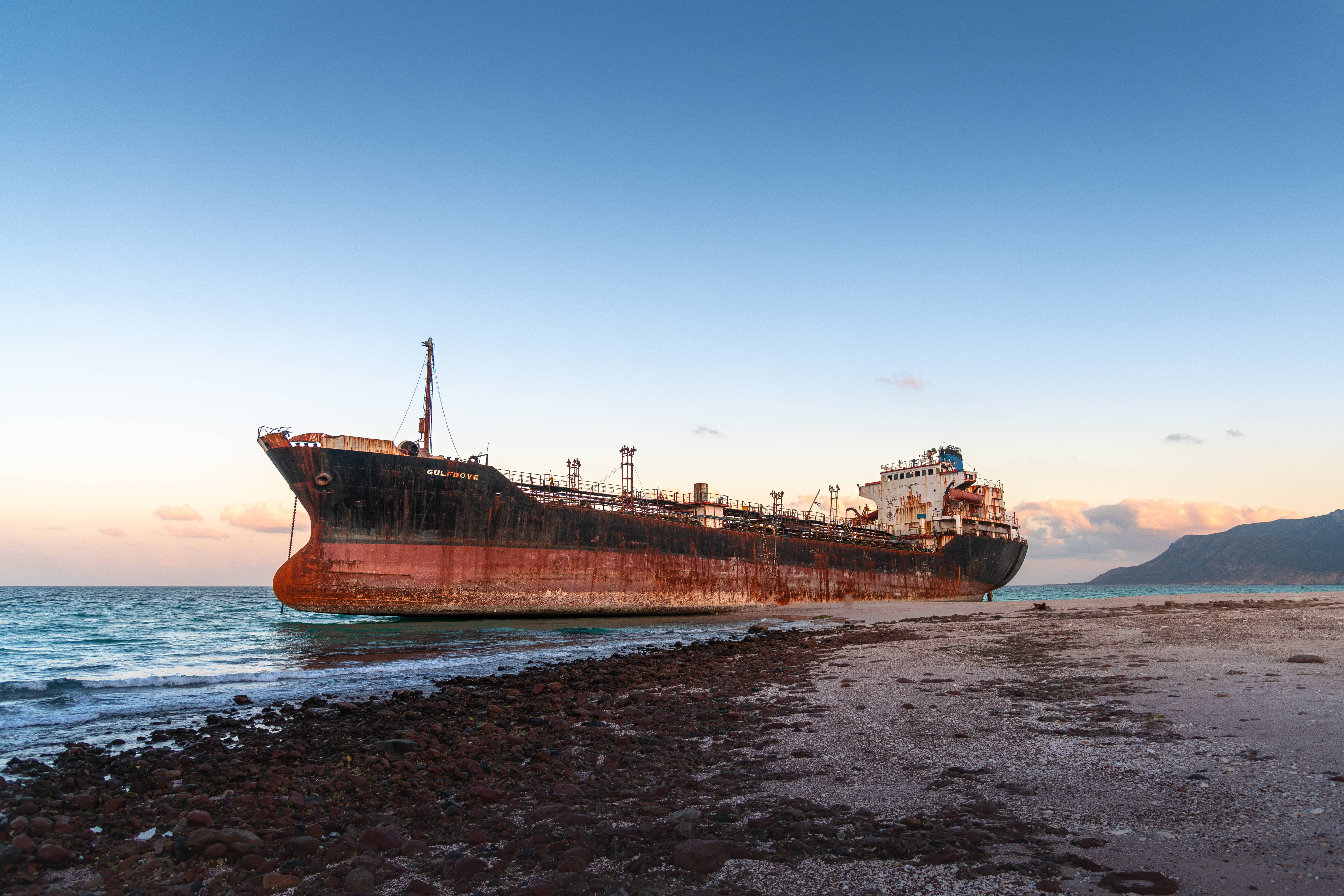 Yemen, ship, rocky shore, 5K Desktop Wallpaper