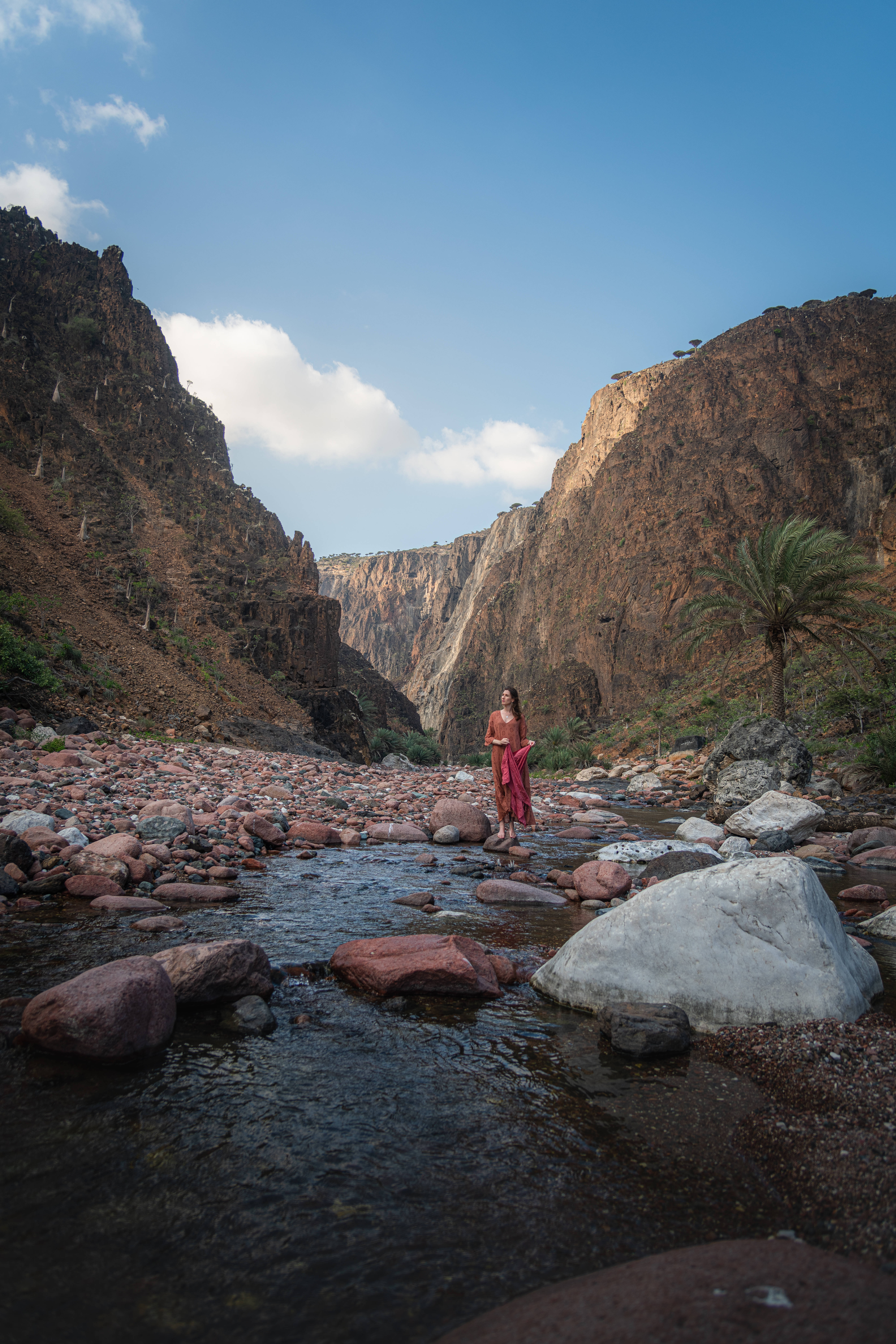 Yemen, mountainside, river, 8K Phone Wallpaper