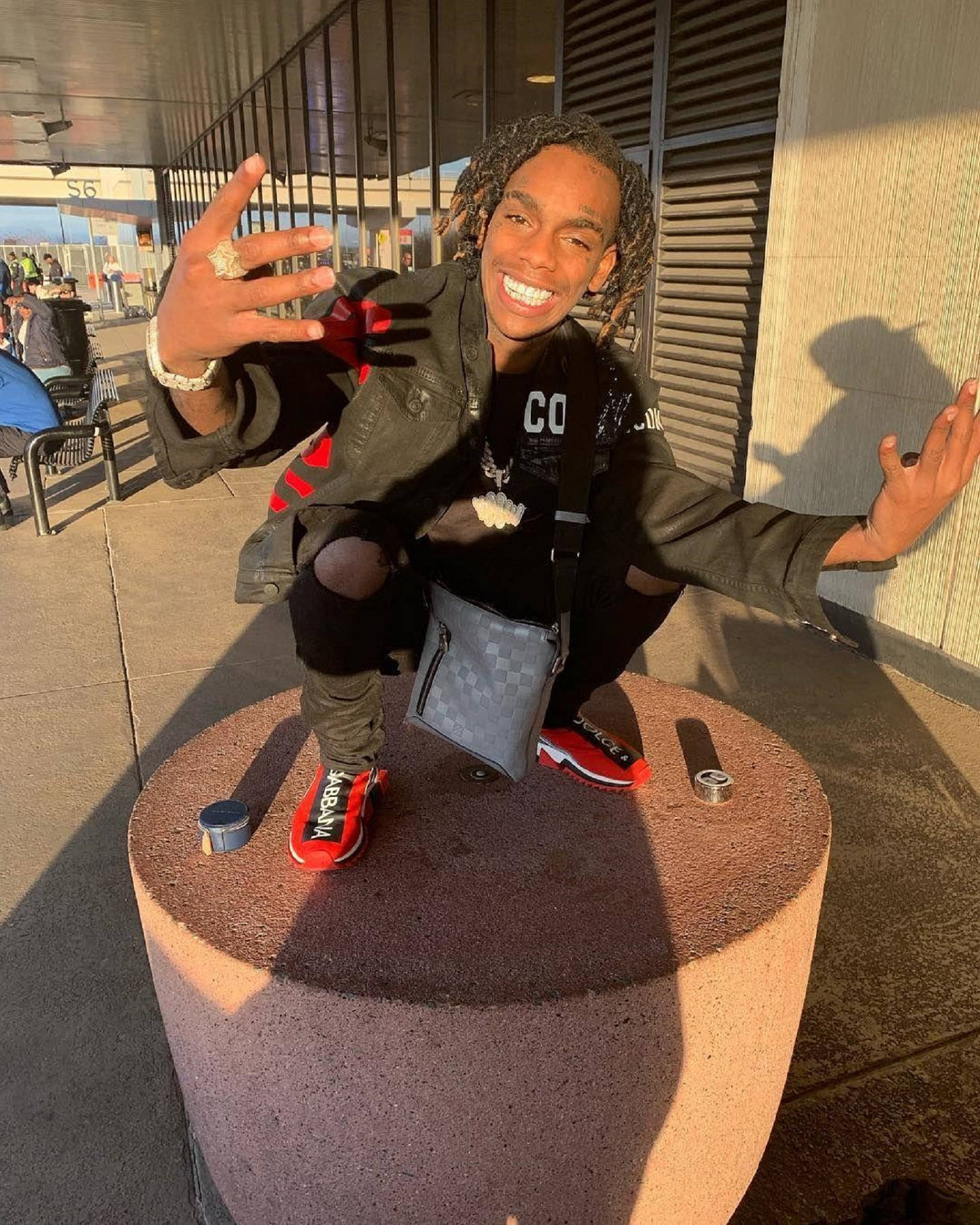 Ynw Melly, dreadlocks, concrete pillar, HD Phone Wallpaper