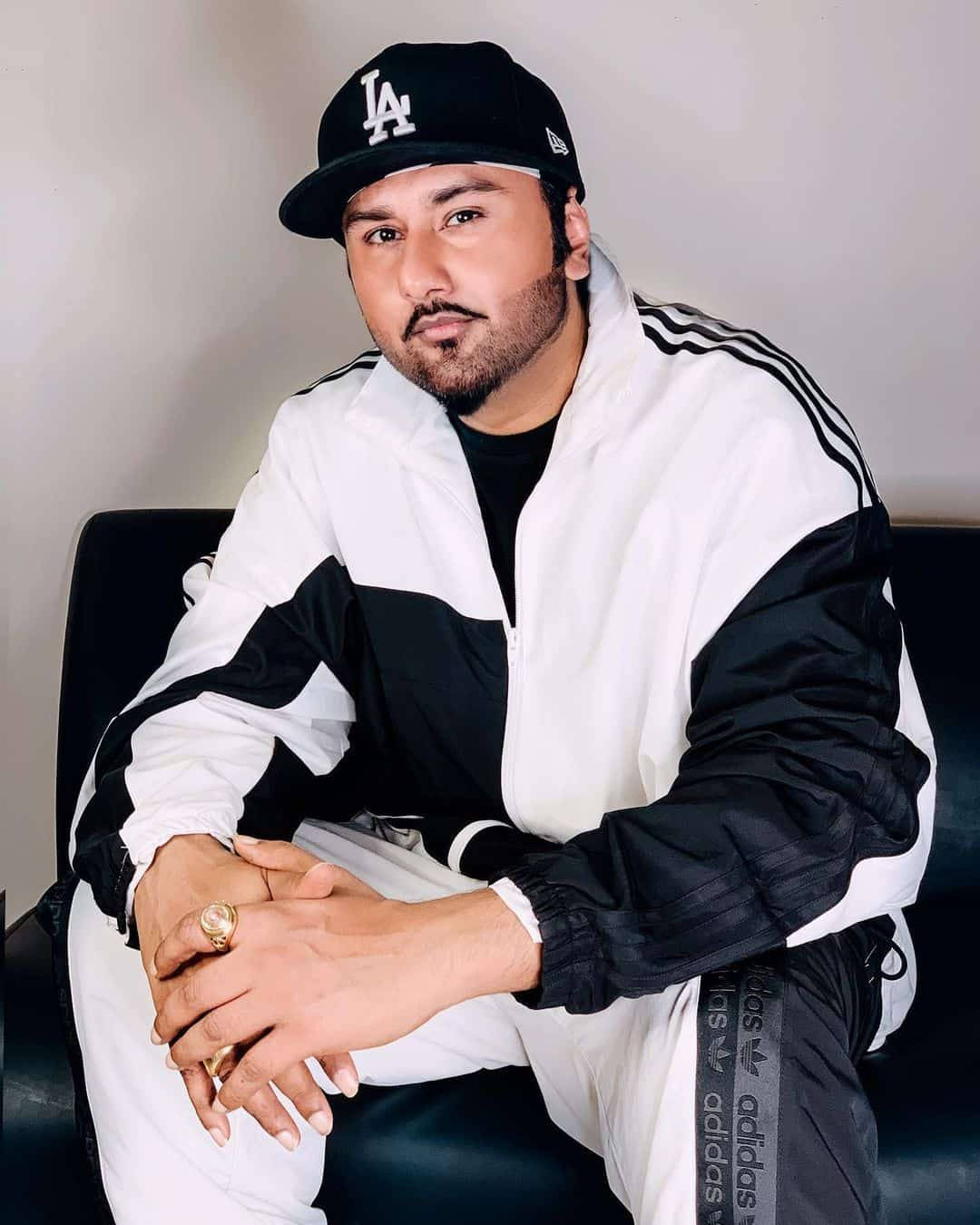 Yo Yo Honey Singh, Adidas tracksuit, LA cap, HD Phone Wallpaper
