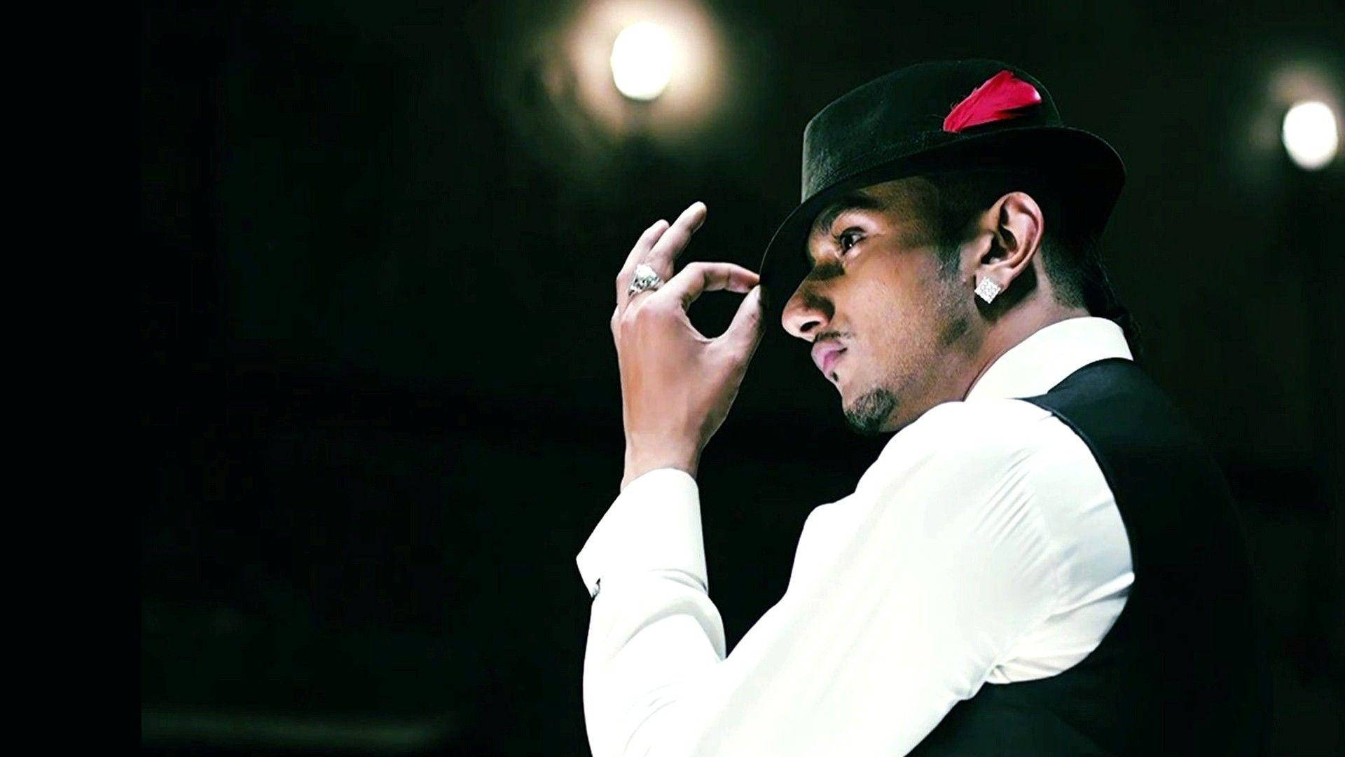 Yo Yo Honey Singh, black hat, red feather, Full HD Desktop Wallpaper