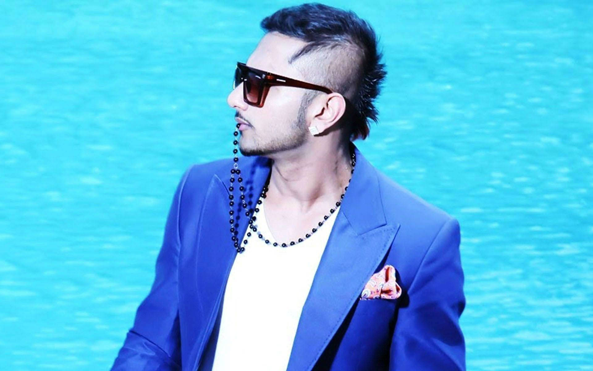 Yo Yo Honey Singh, blue suit, sunglasses, Full HD Desktop Wallpaper