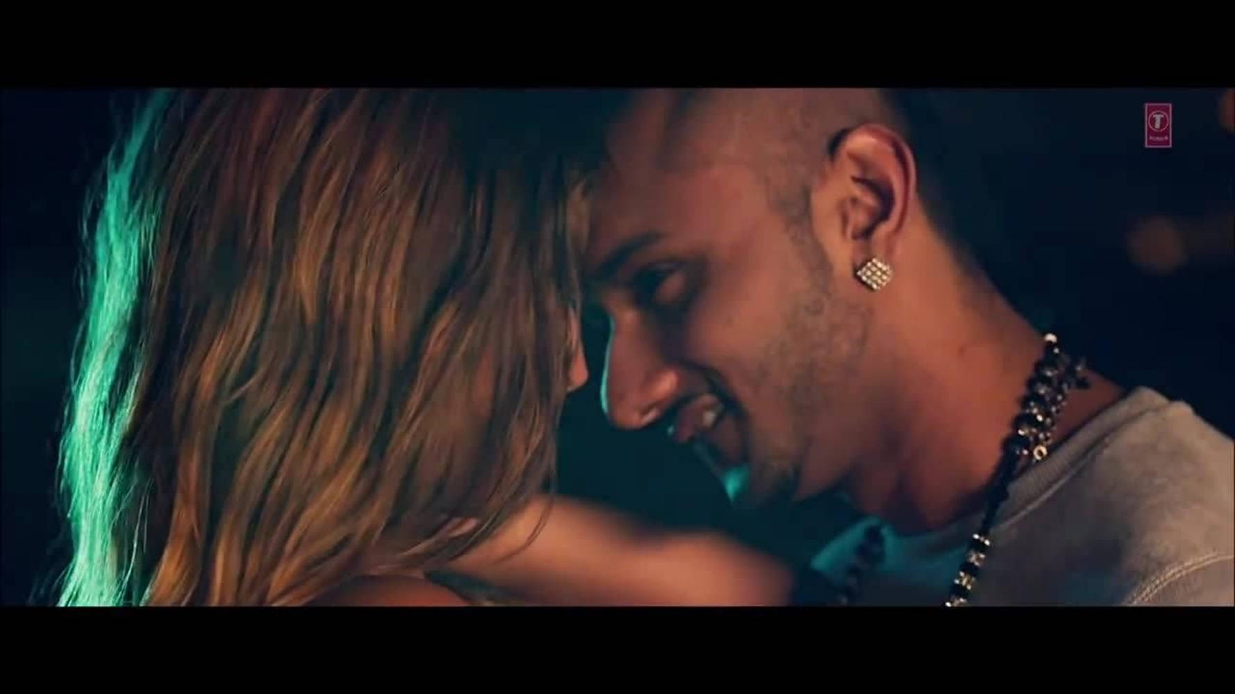 Yo Yo Honey Singh, neon lights, dimly lit setting, HD Desktop Wallpaper