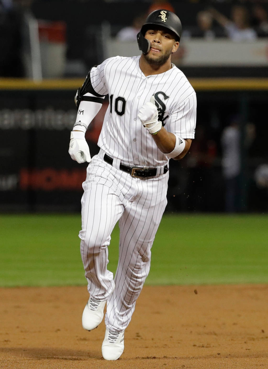 Yoan Moncada, white pinstripe uniform, dirt field, HD Phone Wallpaper