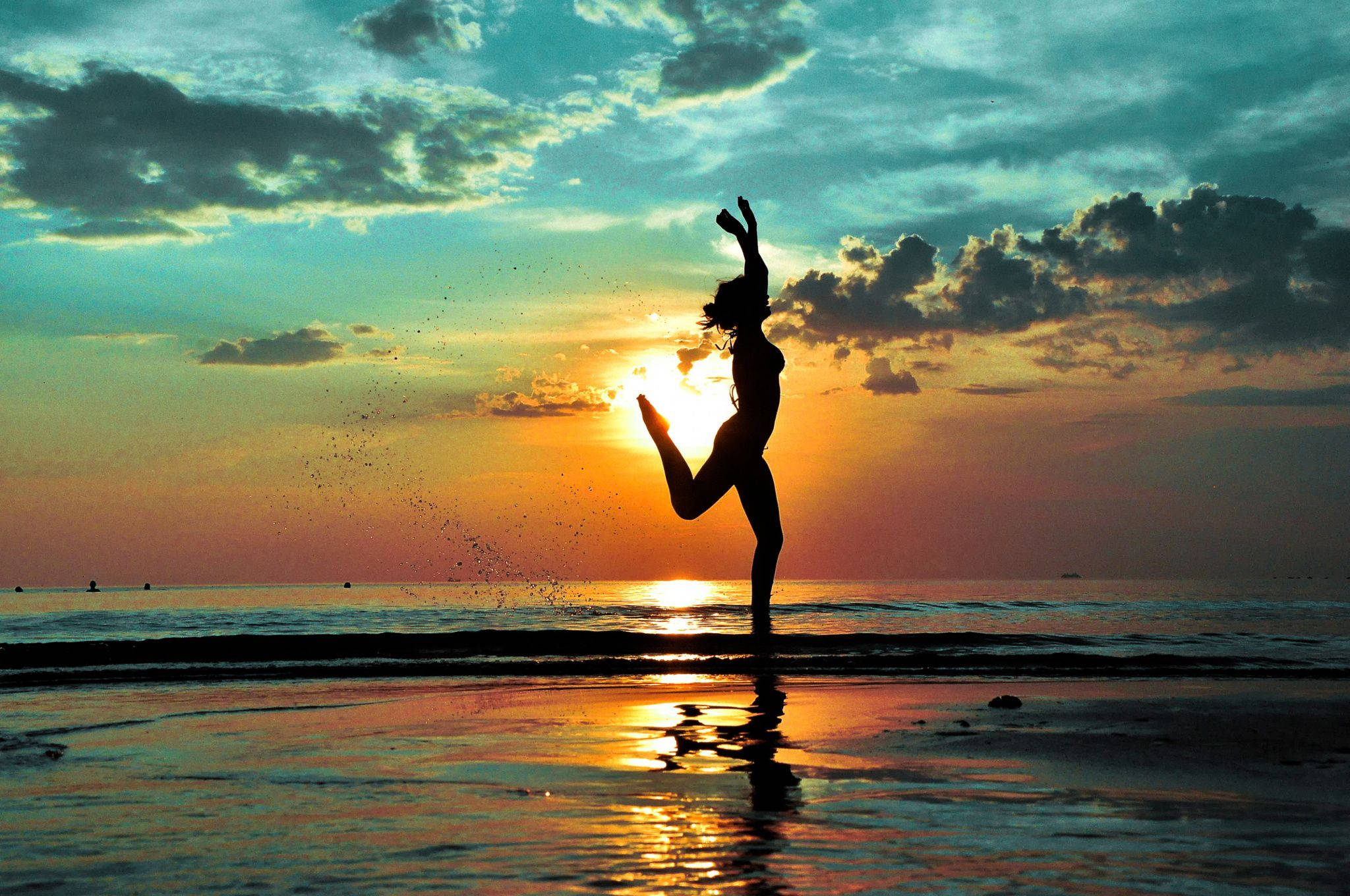 Yoga Woman Beach, beach, sunset, Full HD Desktop Wallpaper