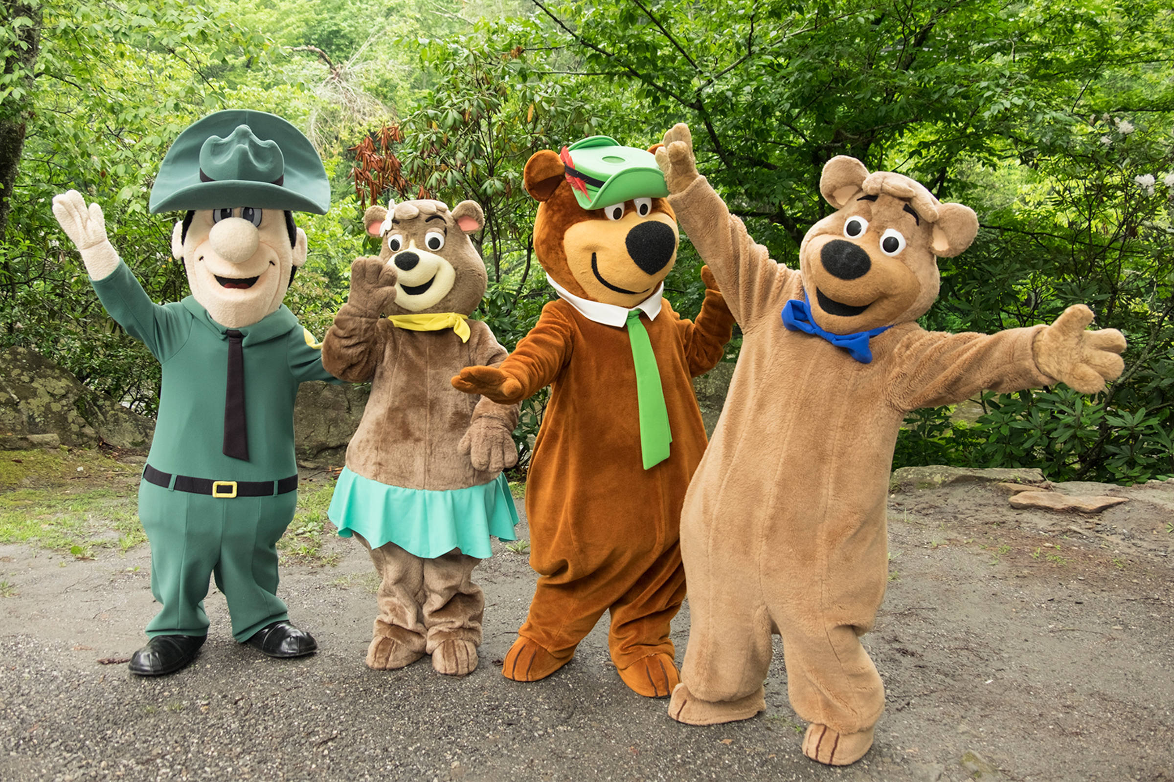 Yogi Bear, friends, forest setting, Full HD Desktop Wallpaper