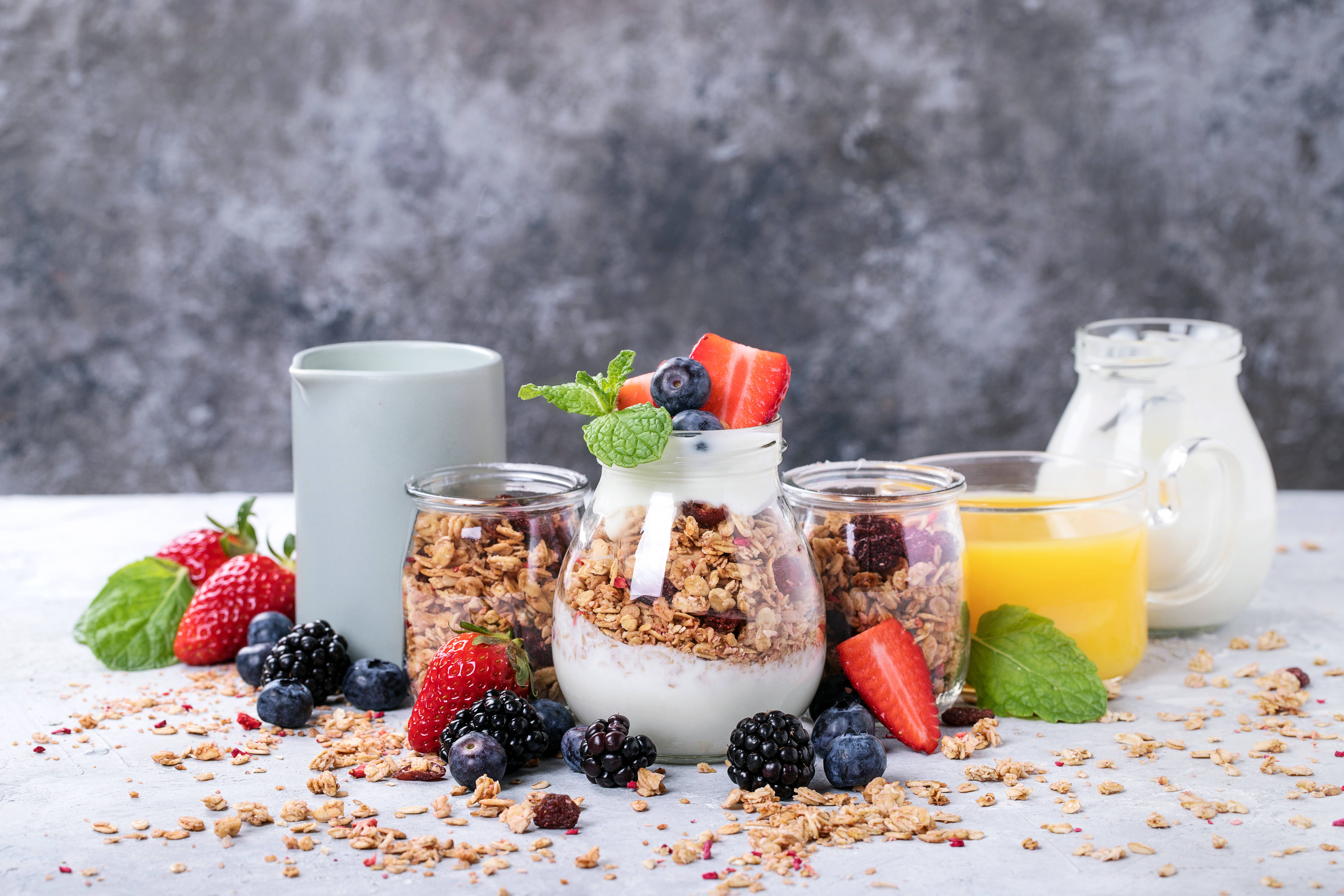 granola yogurt jars, berries, mint, 5K Desktop Wallpaper