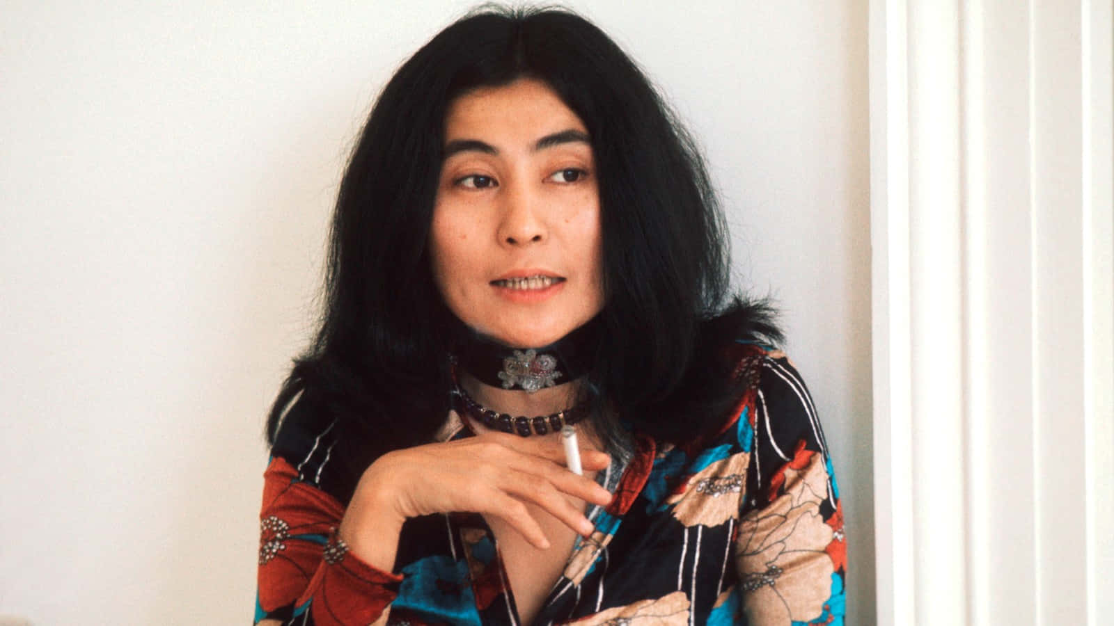 Yoko Ono, cigarette, long black hair, HD Desktop Wallpaper