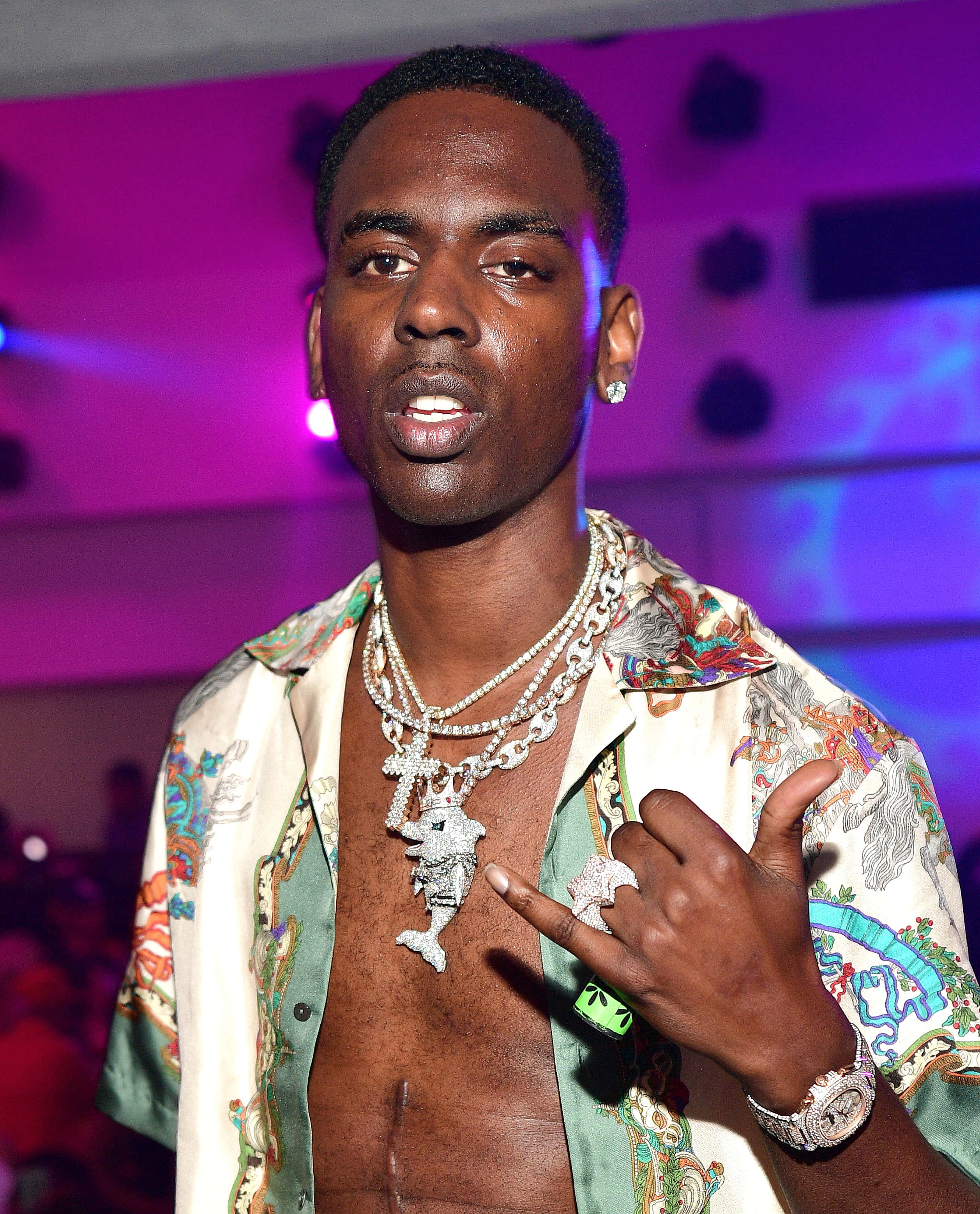 Young Dolph, patterned shirt, diamond jewelry, 2K Phone Wallpaper