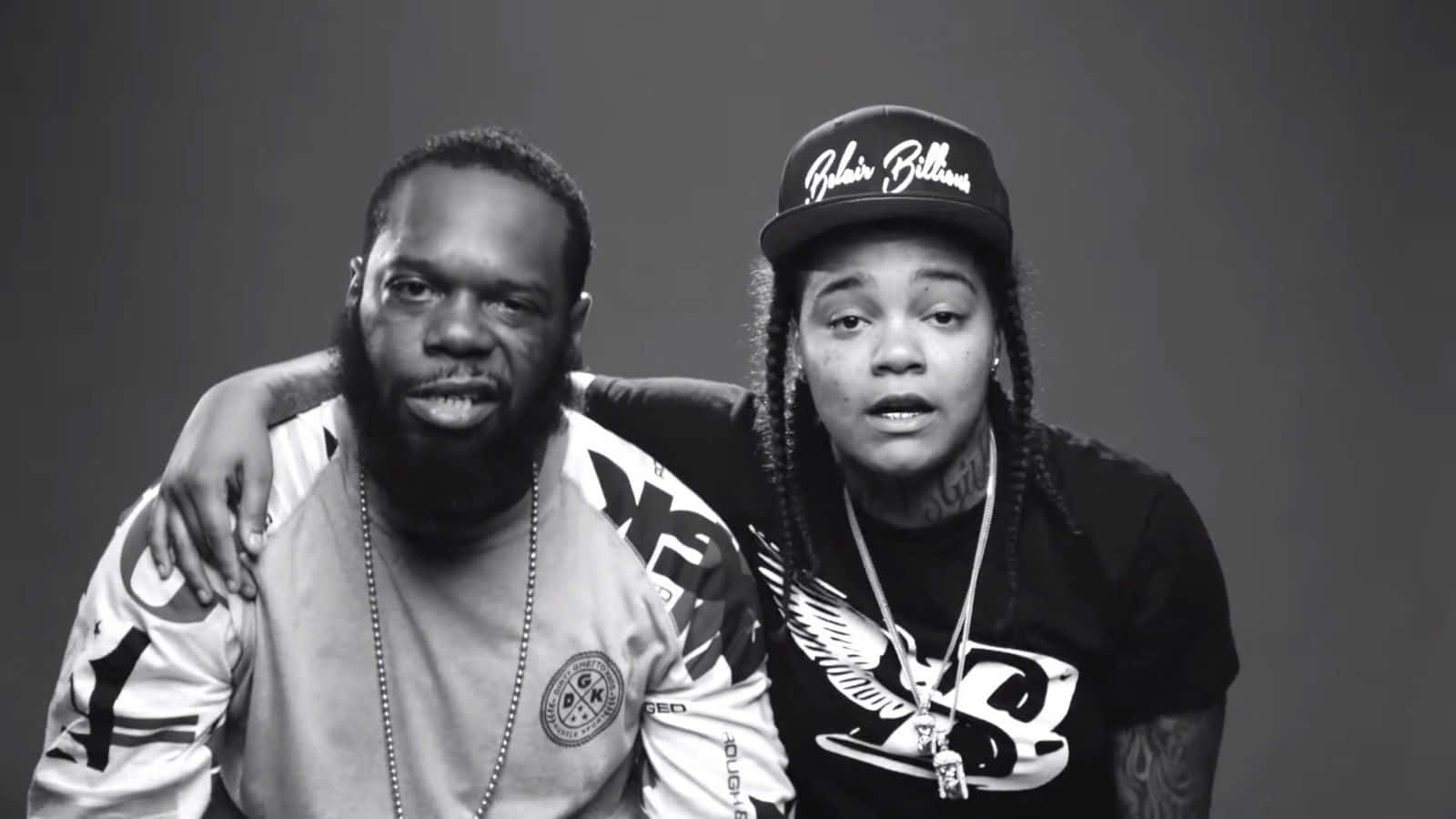 Young Ma, black and white studio portrait, plain gray background, HD Desktop Wallpaper