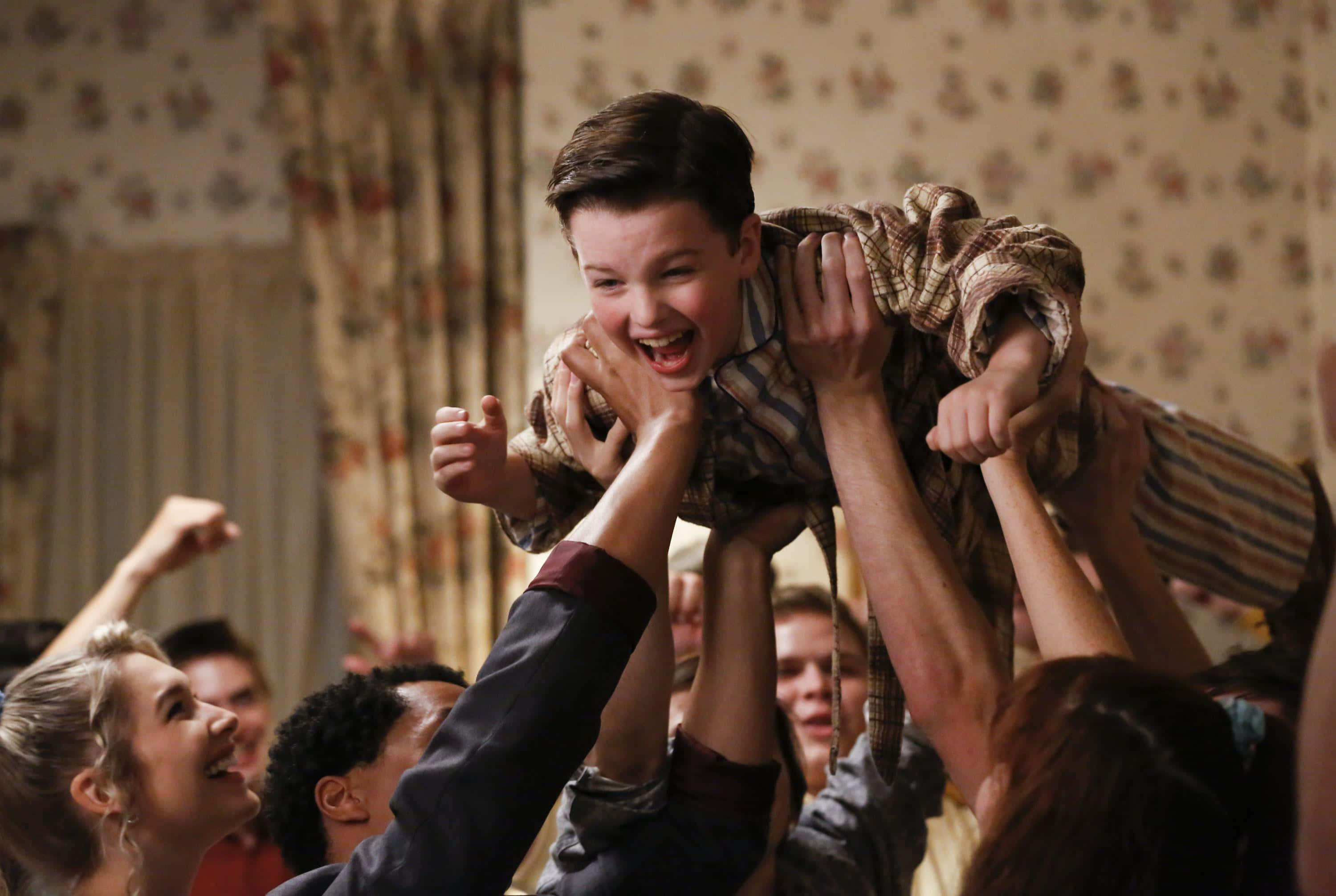 Young Sheldon, plaid shirt, floral wallpaper, 2K Desktop Wallpaper