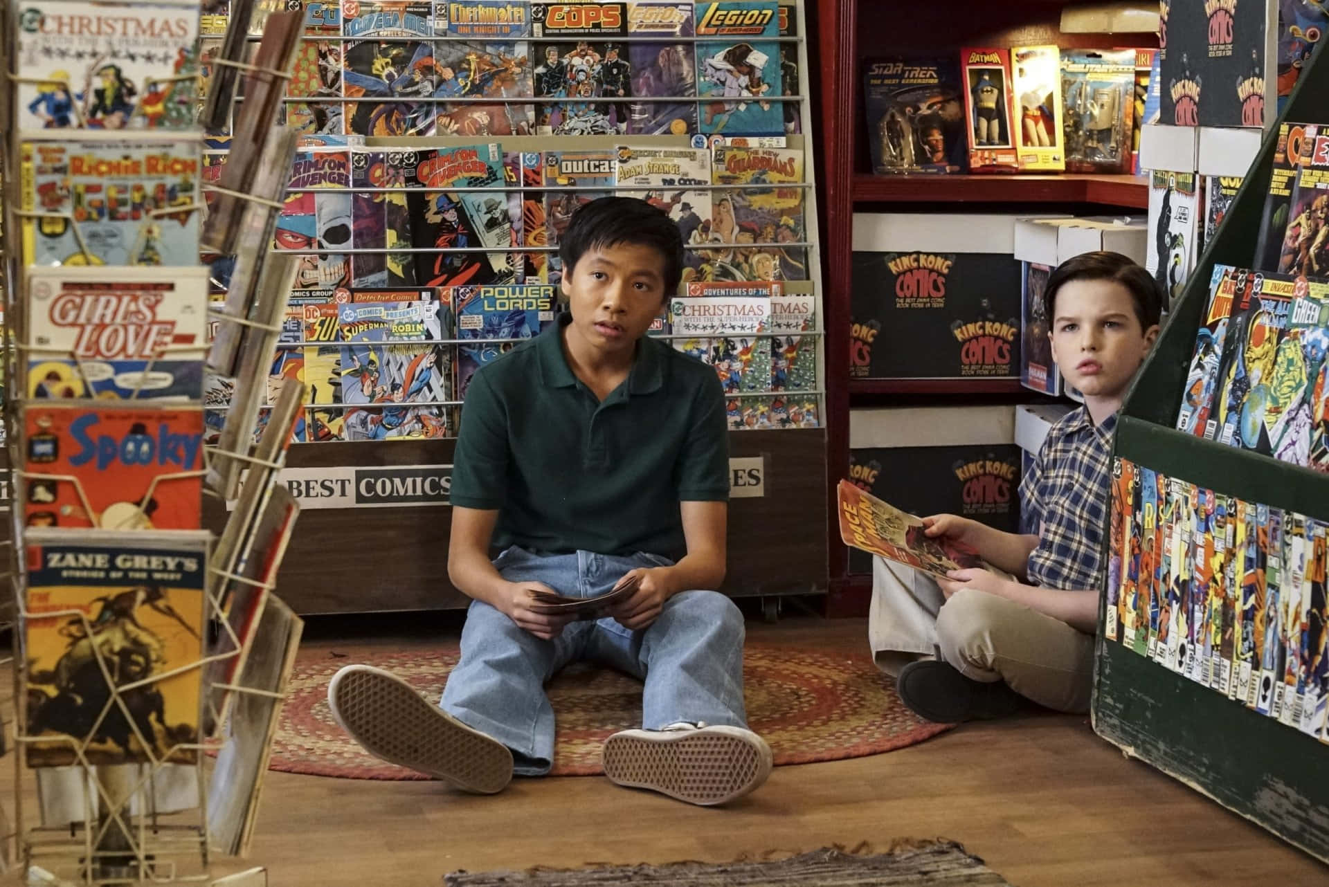 Young Sheldon, comic book store, vintage comic books, Full HD Desktop Wallpaper