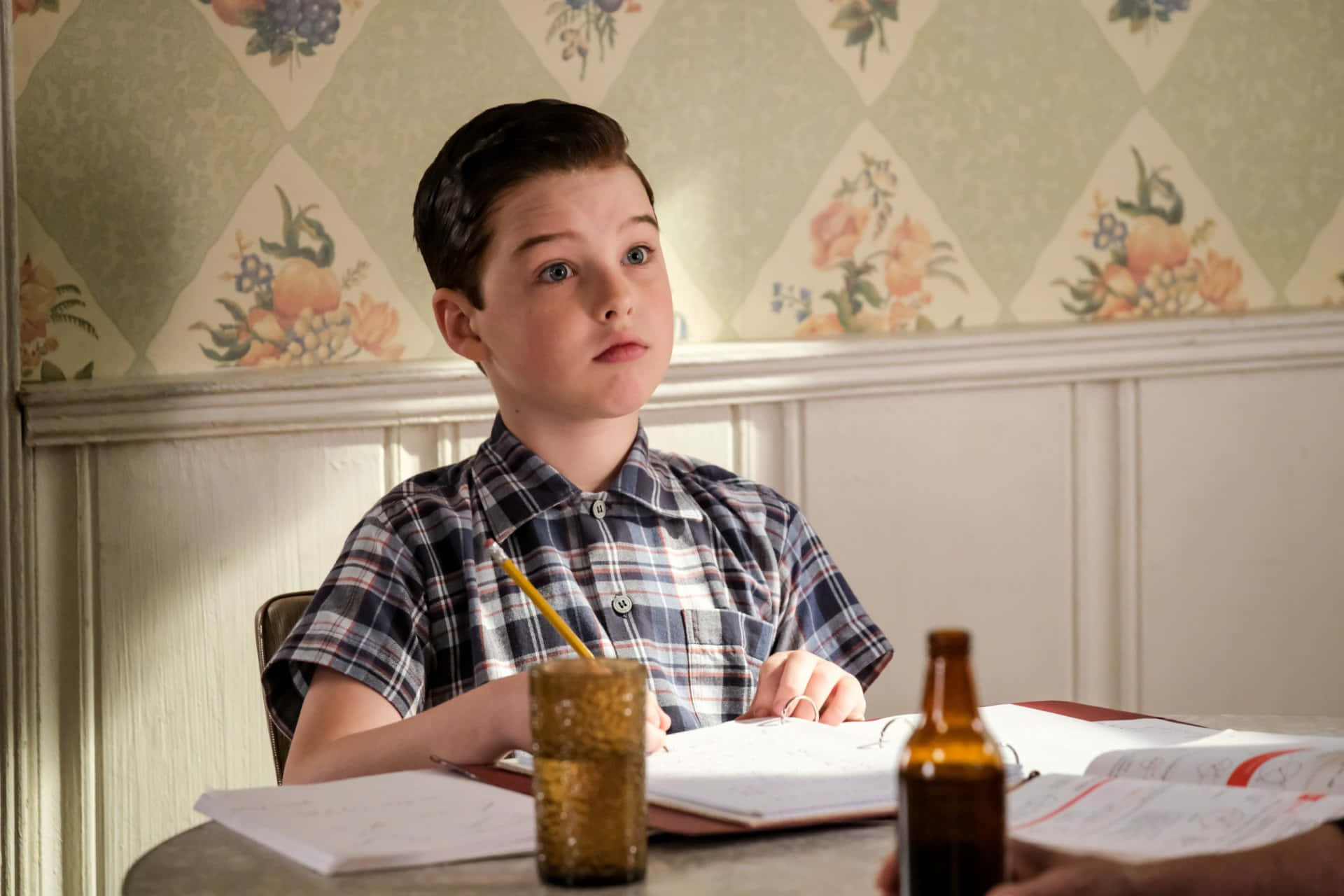 Young Sheldon, plaid shirt, table, Full HD Desktop Wallpaper