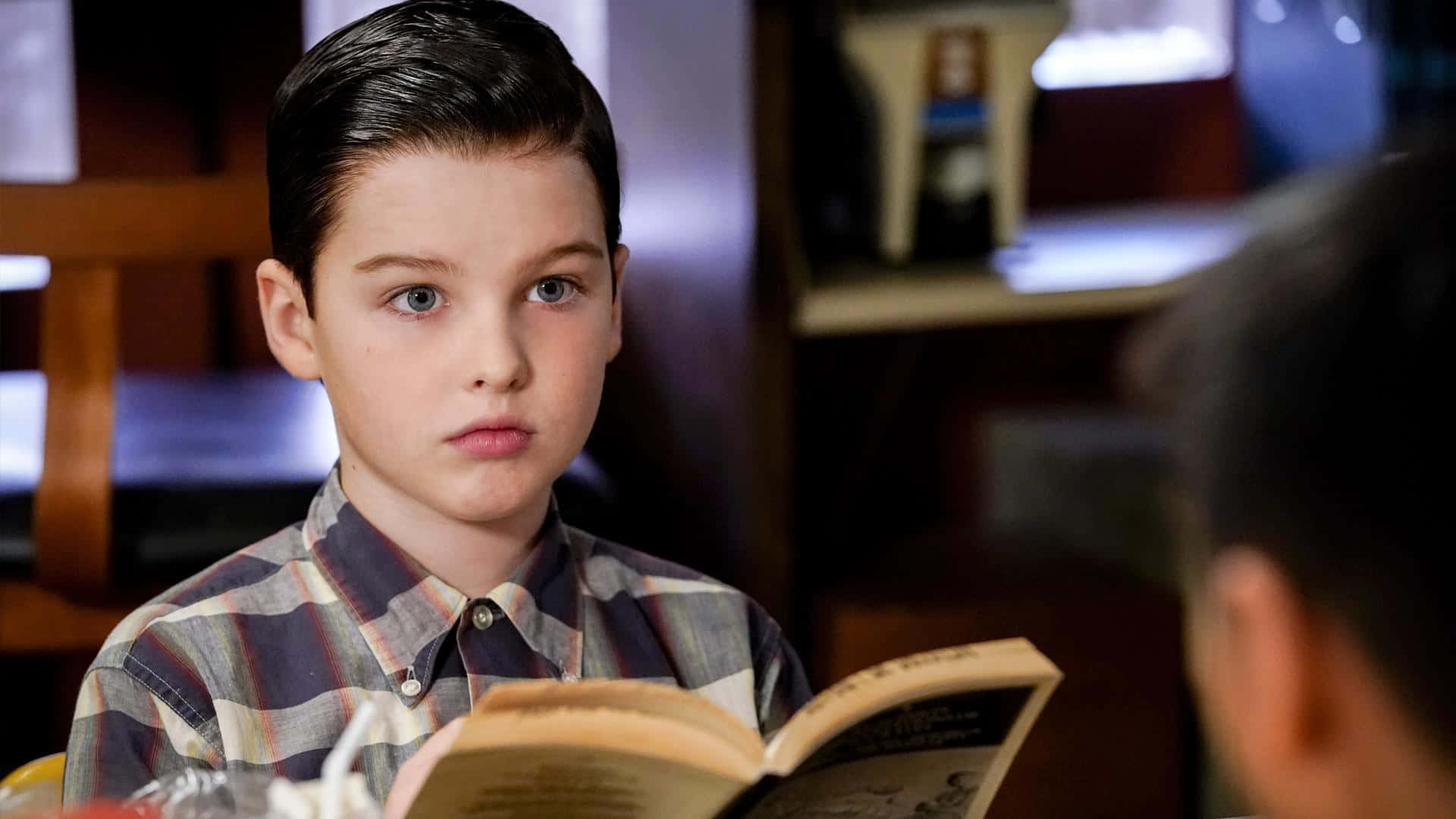 Young Sheldon, blue eyes, dark hair, Full HD Desktop Wallpaper