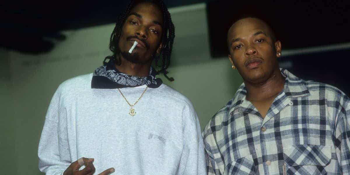 Young Snoop Dogg, dreadlocks, cigarette, SD Desktop Wallpaper