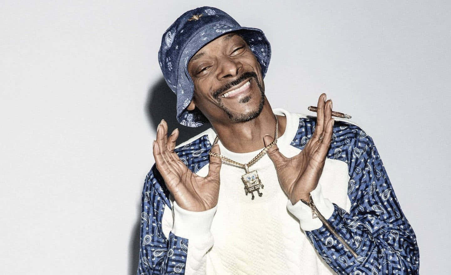 Snoop Dogg, blue patterned bucket hat, matching jacket, HD Desktop Wallpaper