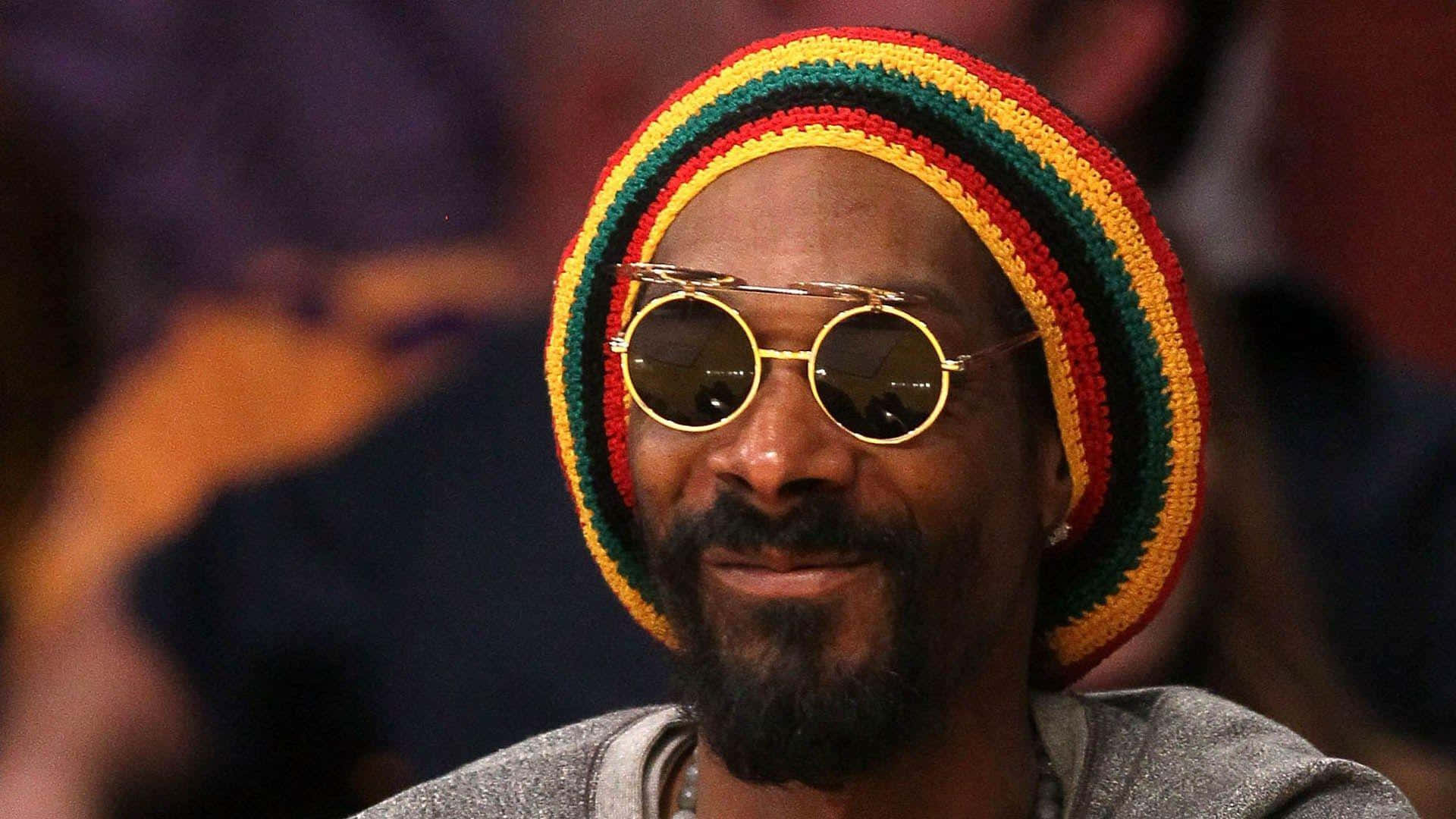 Young Snoop Dogg, round gold-rimmed sunglasses, colorful crocheted Rastafarian hat, Full HD Desktop Wallpaper