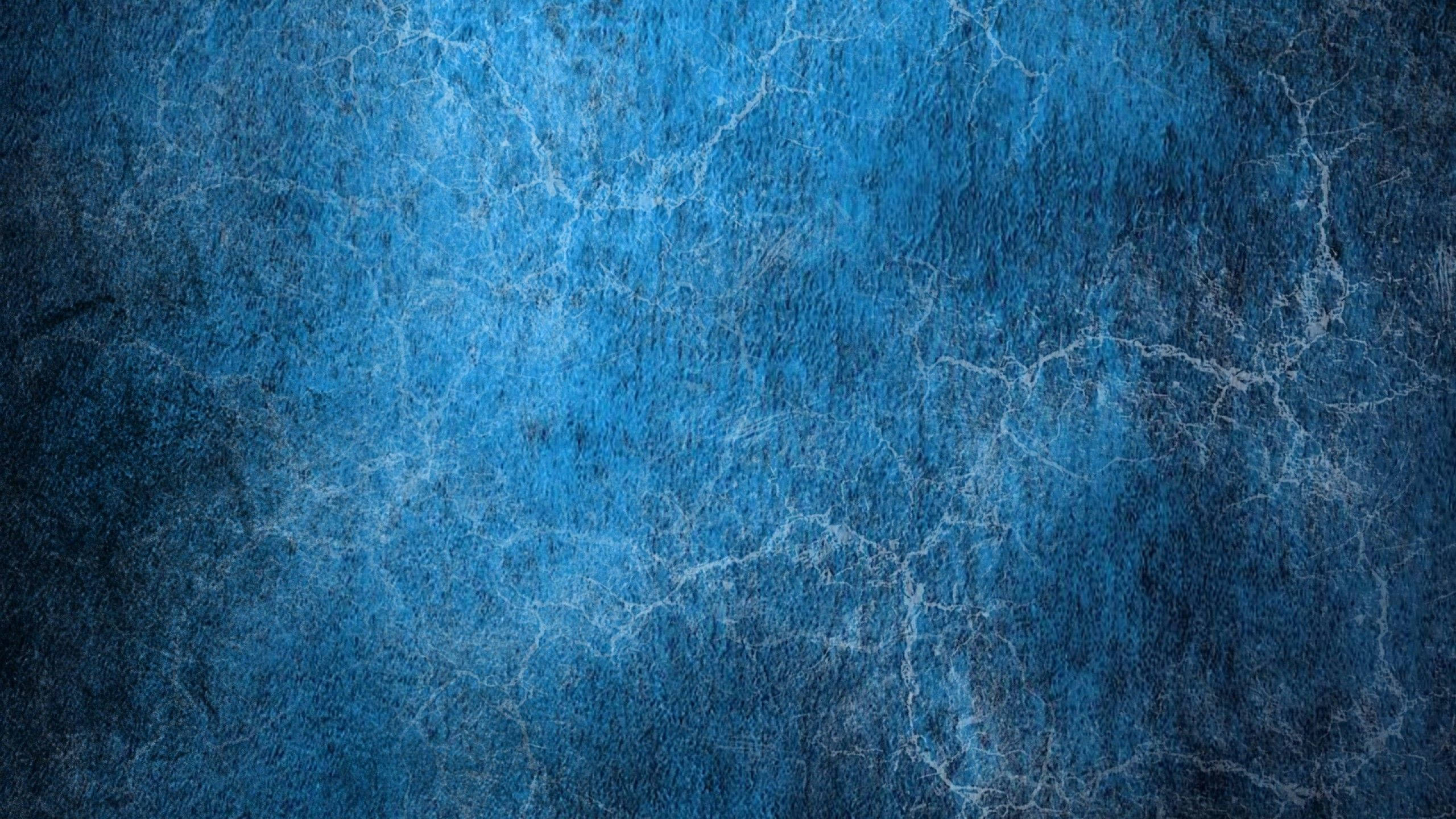 blue, cracked wall, white crack patterns, 2K Desktop Wallpaper