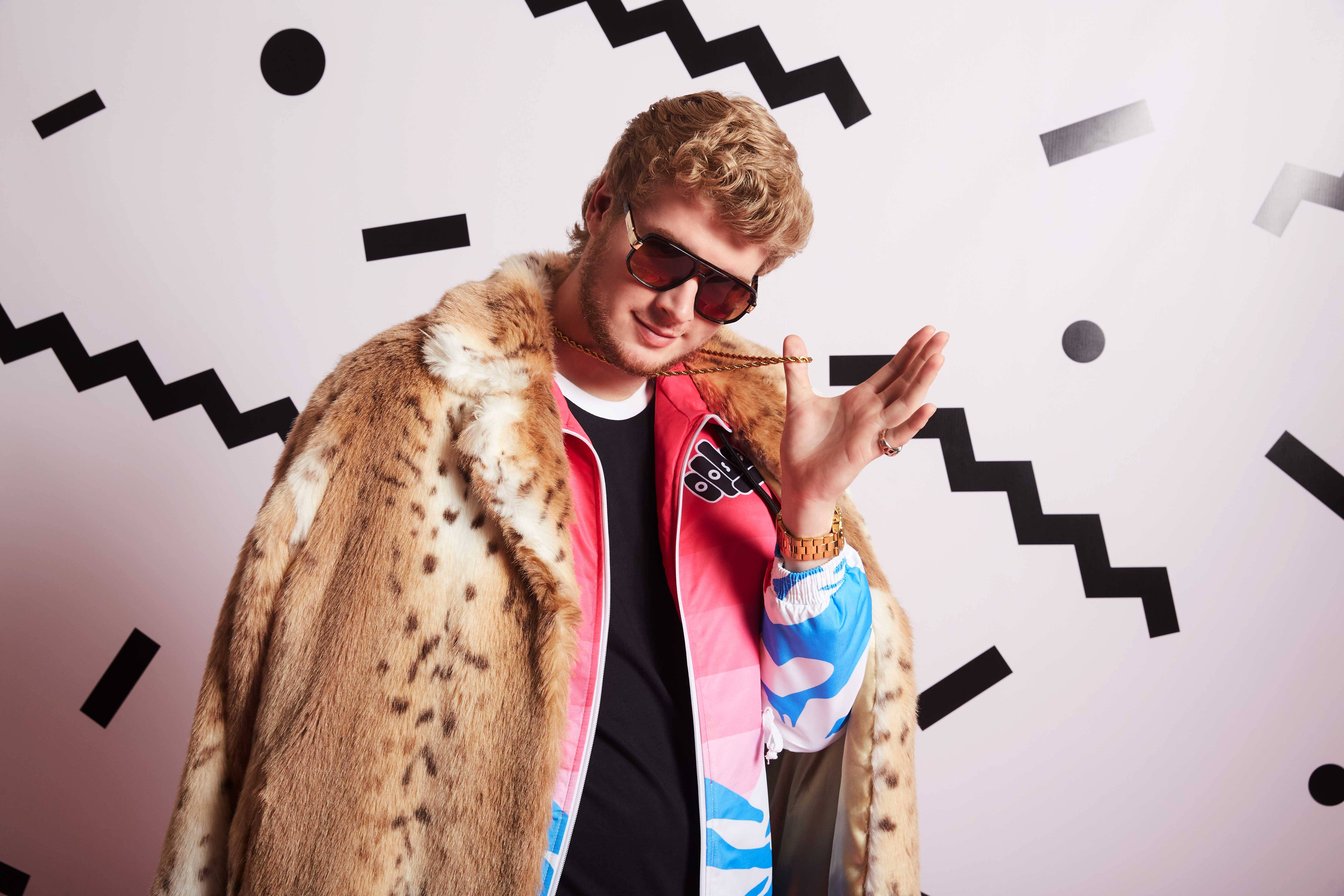 Yung Gravy, music video cover, spotted fur coat, 5K Desktop Wallpaper