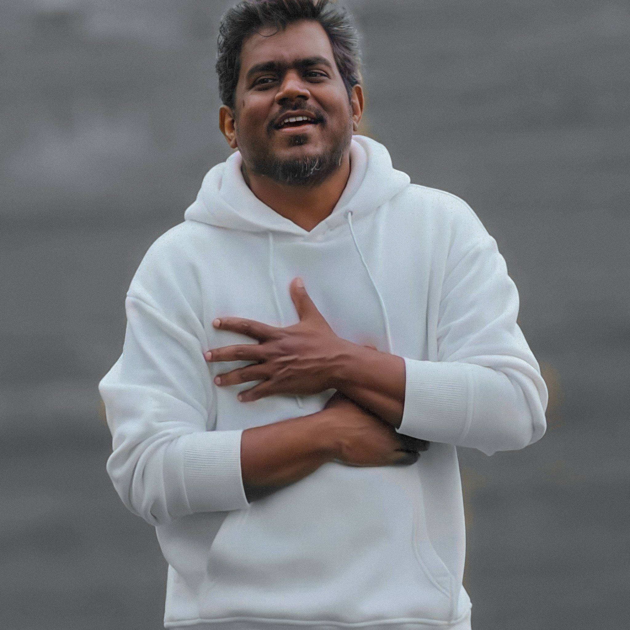 Yuvan Shankar Raja, white hoodie, gray background, Full HD Desktop Wallpaper