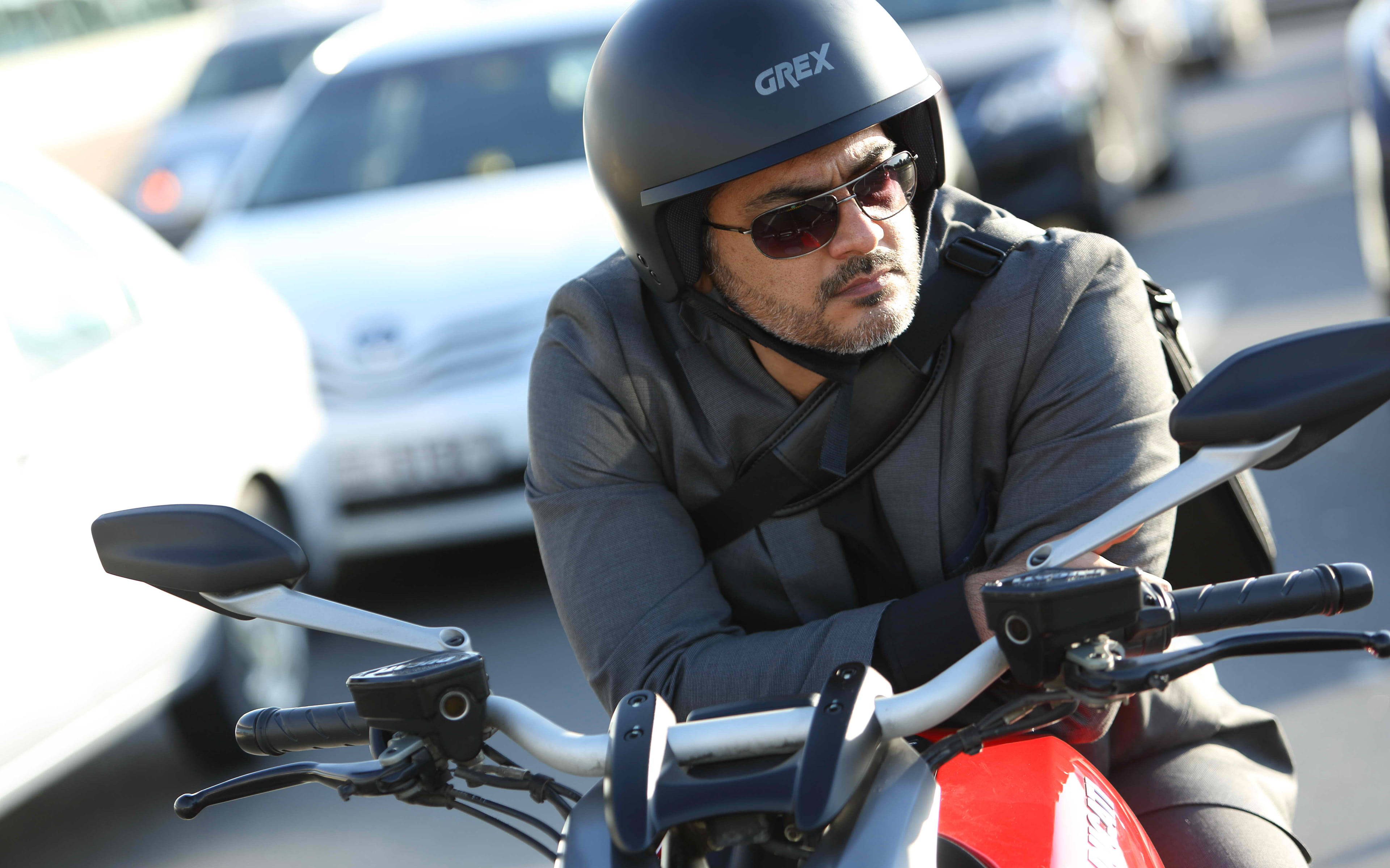 Yuvan Shankar Raja, black helmet, sunglasses, 4K Desktop Wallpaper