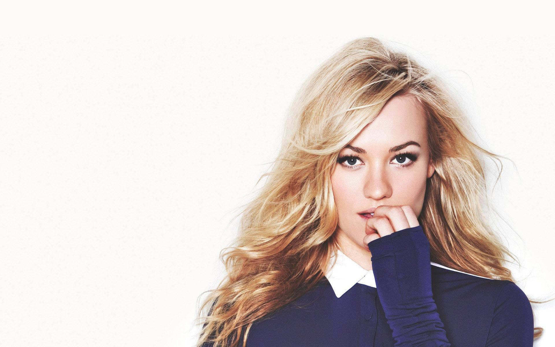 Yvonne Strahovski, blonde woman, wavy hair, Full HD Desktop Wallpaper
