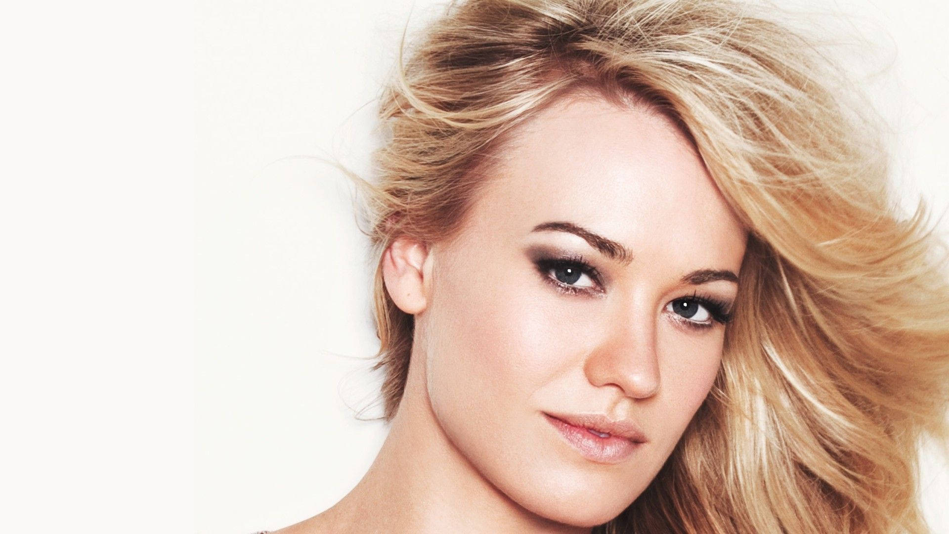 Yvonne Strahovski, blonde woman, wind-swept hair, Full HD Desktop Wallpaper