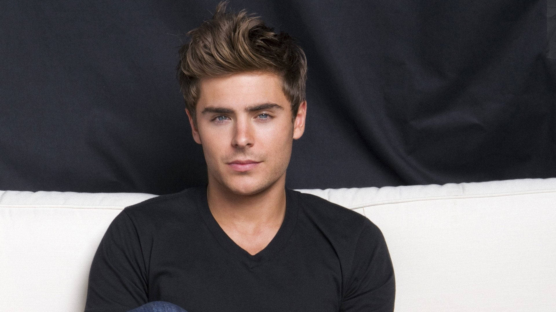 Zac Efron, photoshoot, white couch, Full HD Desktop Wallpaper