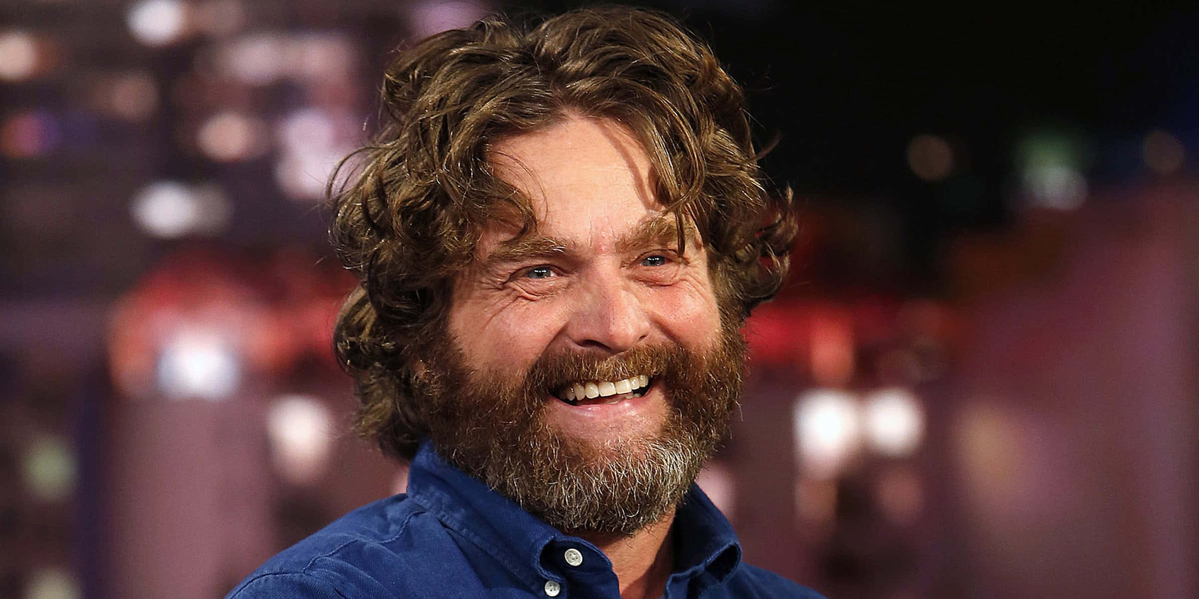 Zach Galifianakis, blue shirt, curly brown hair, Full HD Desktop Wallpaper