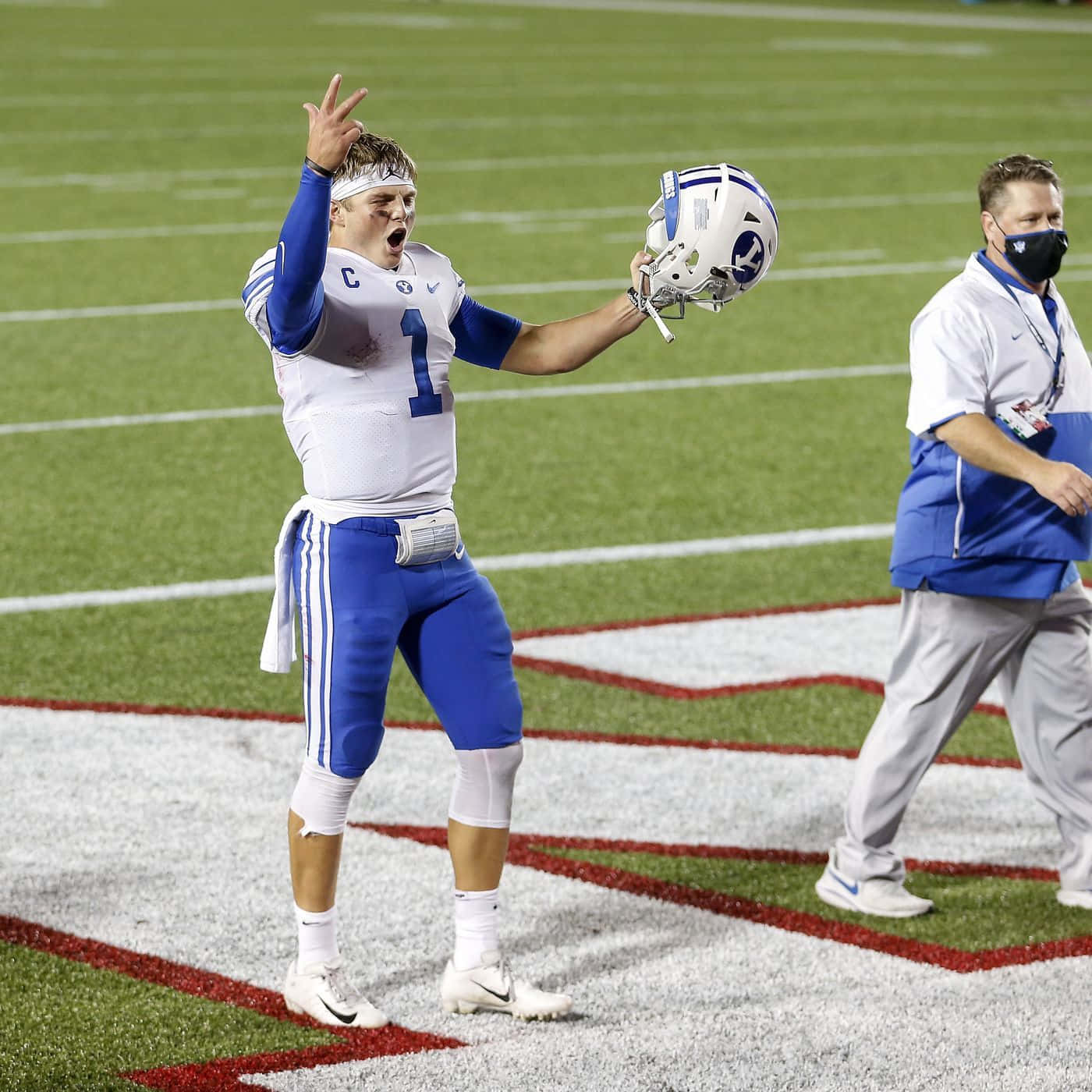 Zach Wilson, football quarterback, white and blue uniform, HD Desktop Wallpaper