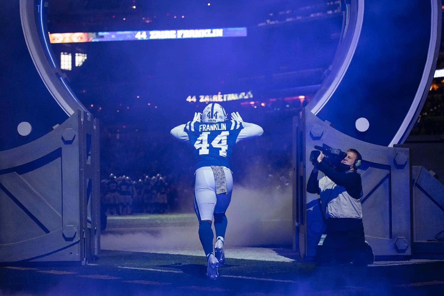 Zaire Franklin, number 44, glowing blue tunnel entrance, HD Desktop Wallpaper
