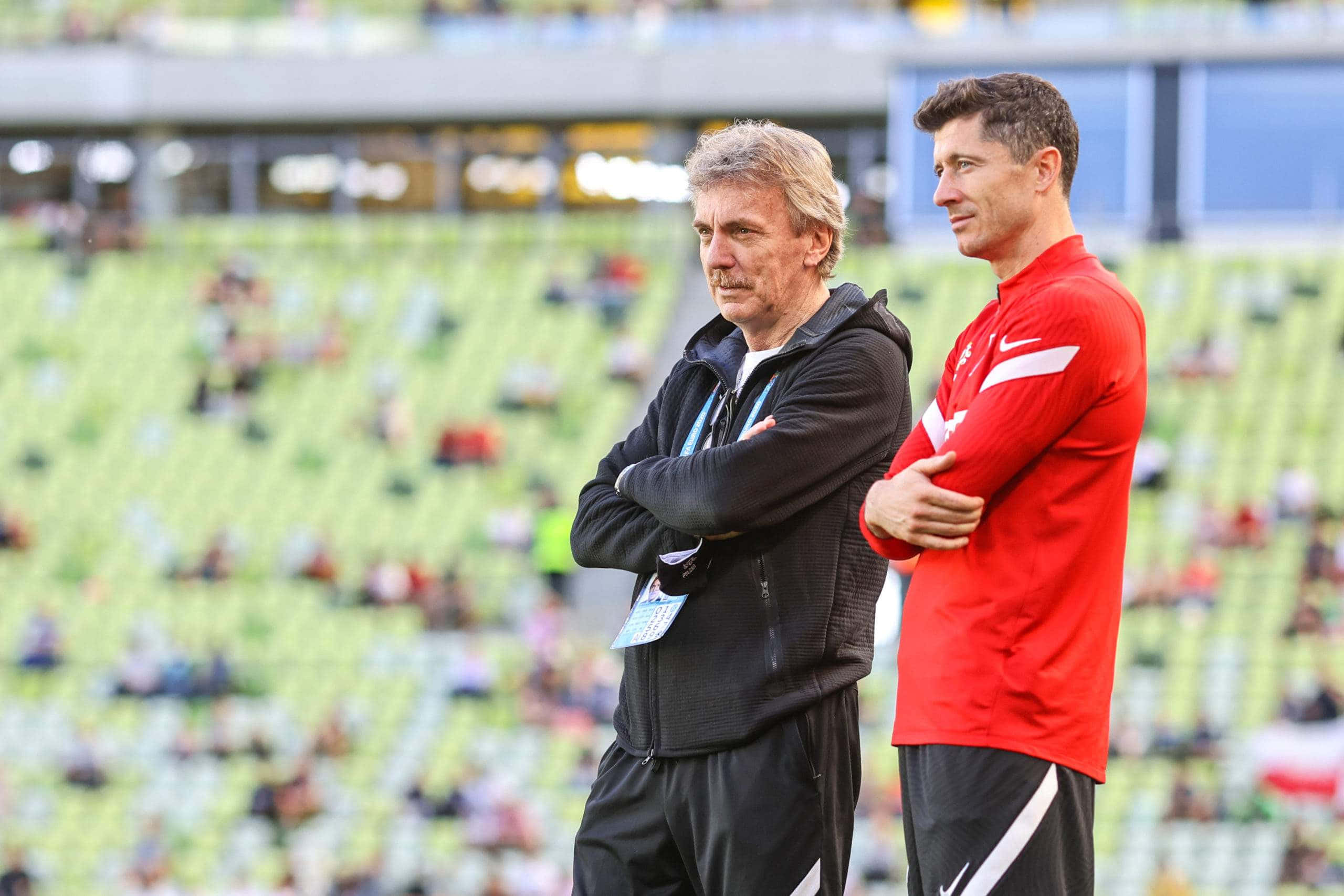 Zbigniew Boniek, black sportswear, stadium sideline, 2K Desktop Wallpaper