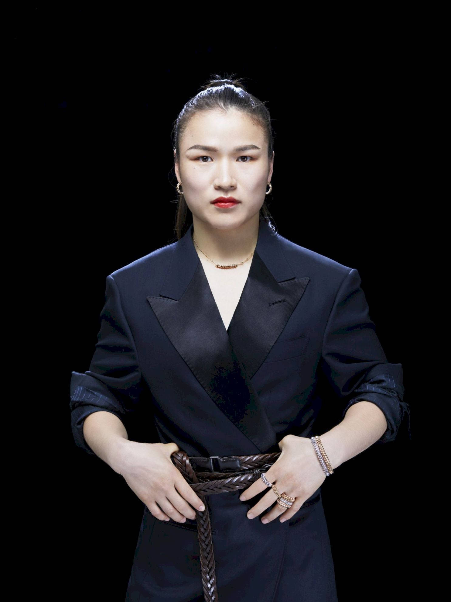 Zhang Weili, black blazer, braided belt, Full HD Phone Wallpaper