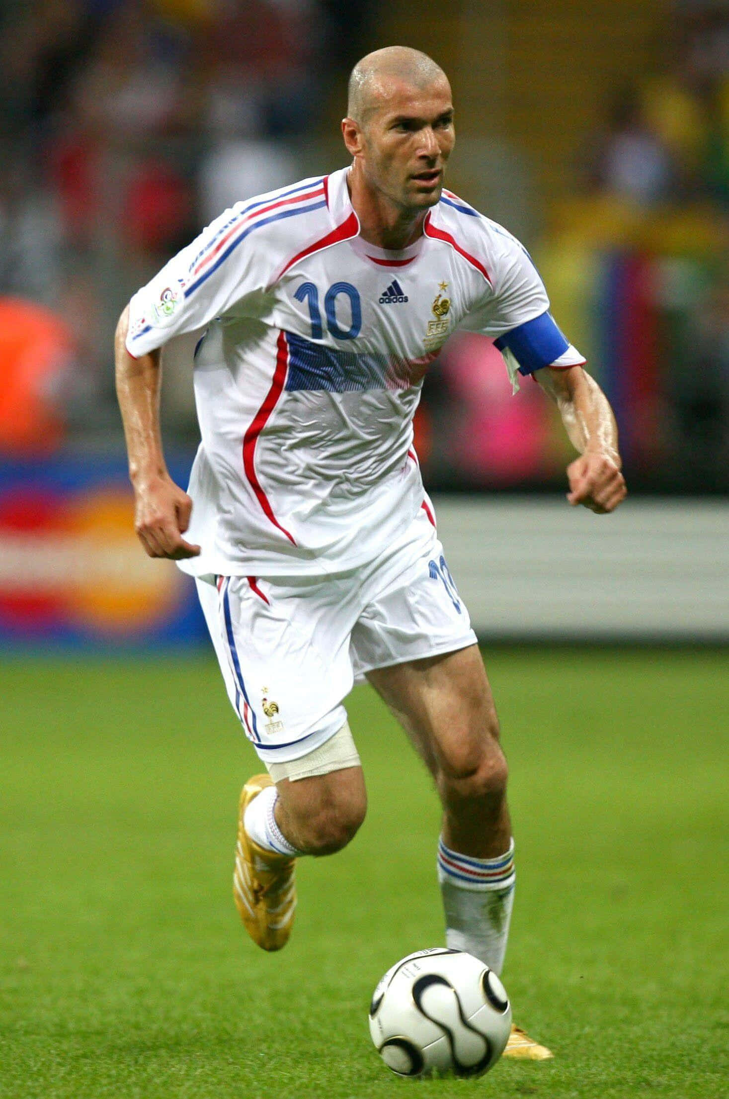 Zinedine Zidane, soccer ball, vibrant green pitch, Full HD Phone Wallpaper