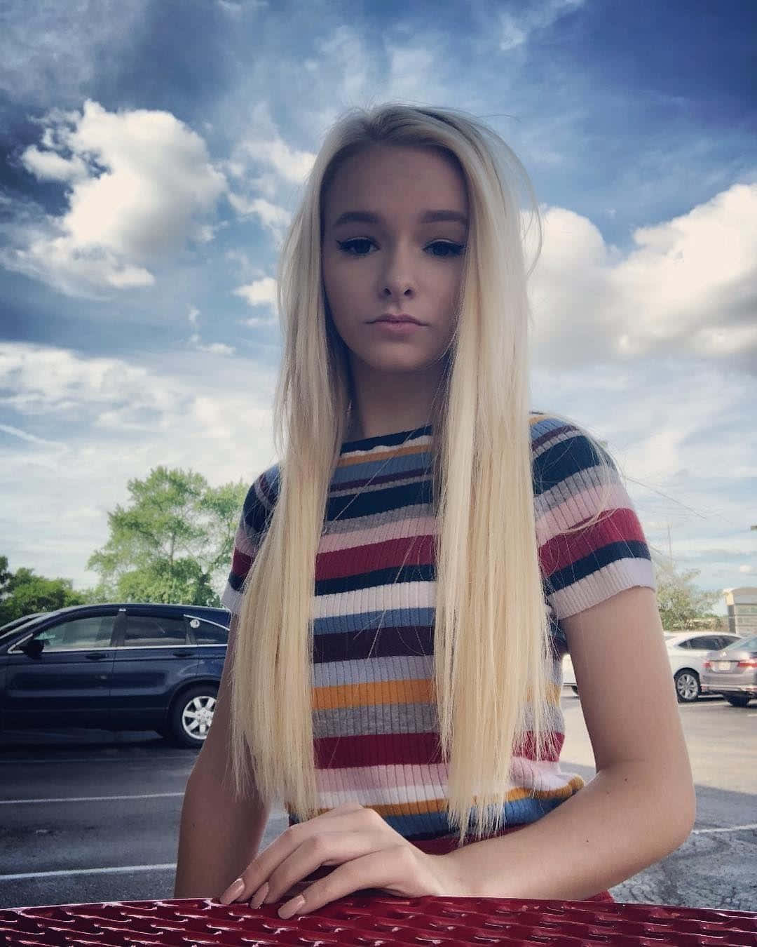 Zoe Laverne, striped shirt, long blonde hair, HD Phone Wallpaper