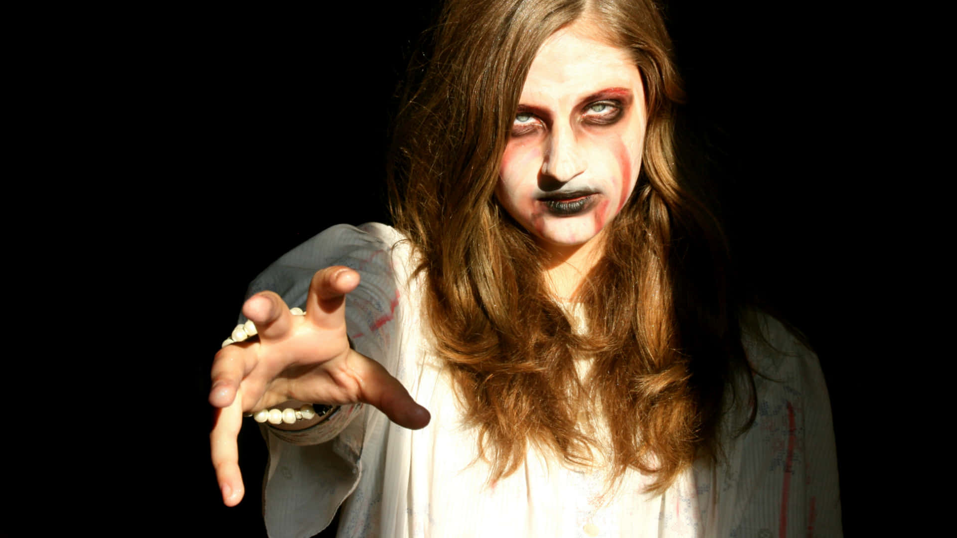 zombie woman, bloodied face, outstretched hand, Full HD Desktop Wallpaper